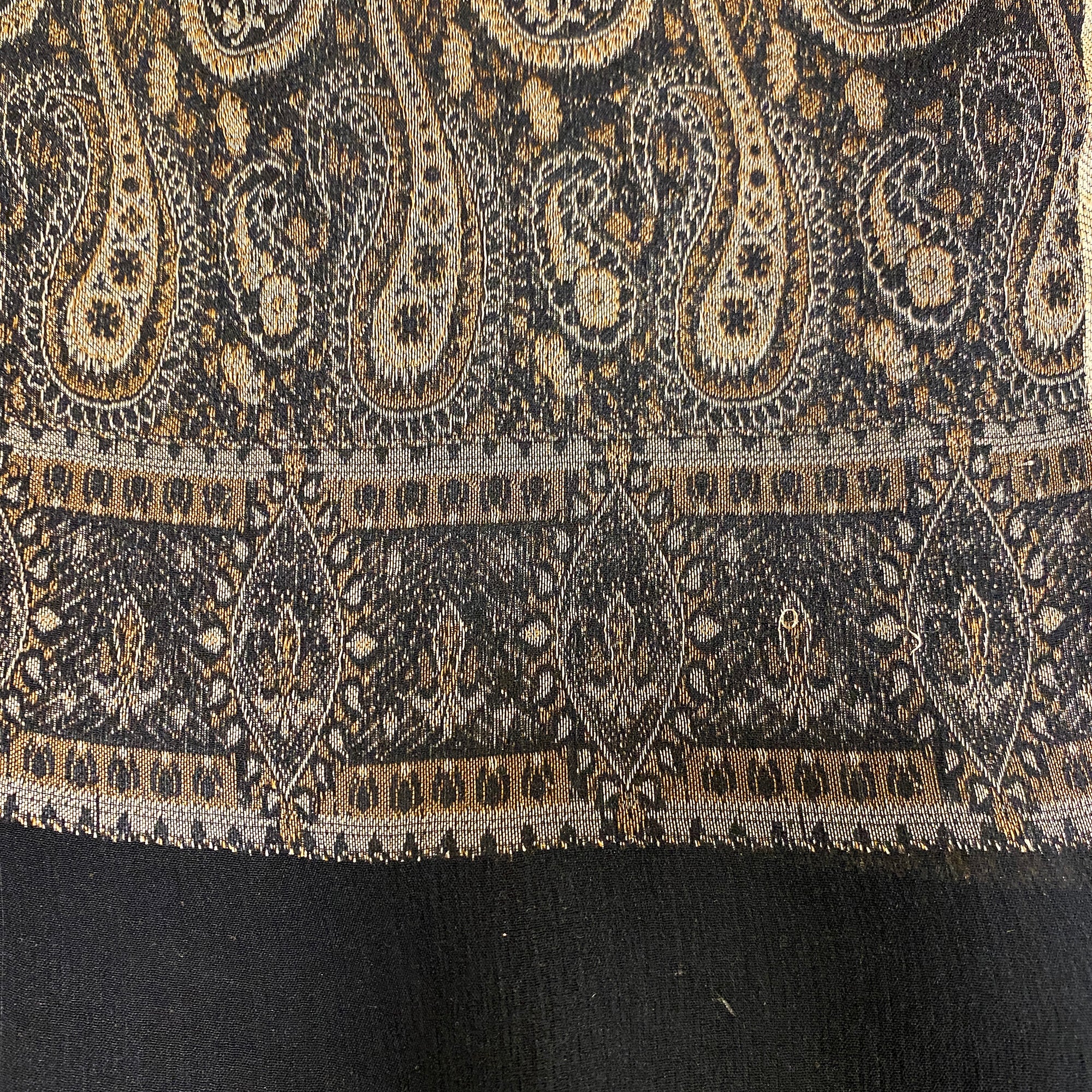 LH Silk Paisley Scarves-8 Colors - Vintage India NYC