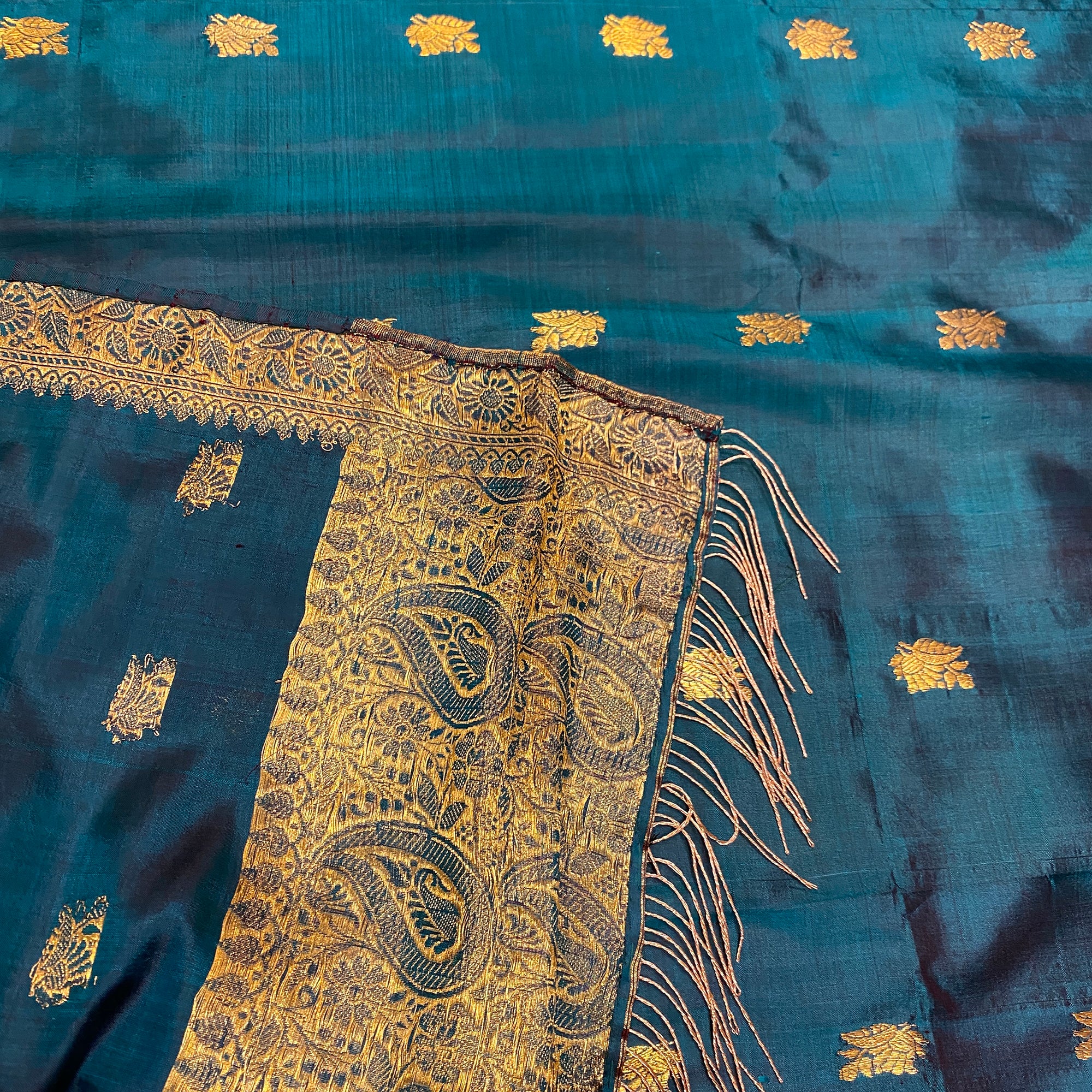 Handwoven Pure Silk and Gold Zari Dupatta Stoles-Many Colors - Vintage India NYC