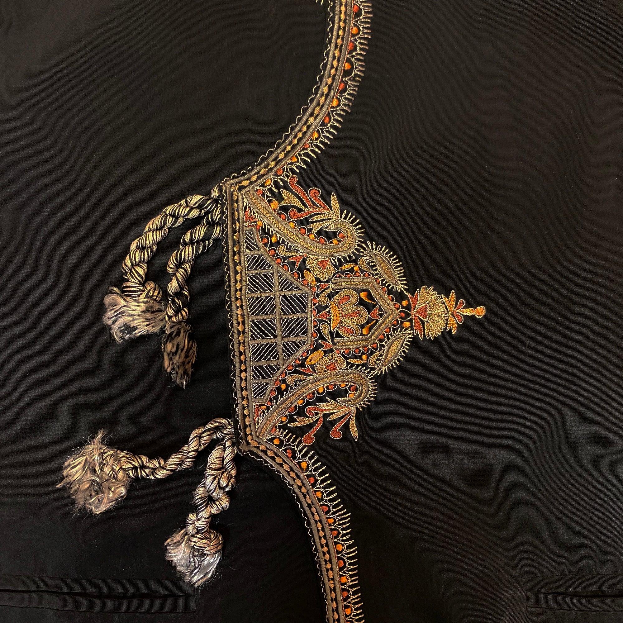 Boys Black Vest-Age 6-7 - Vintage India NYC