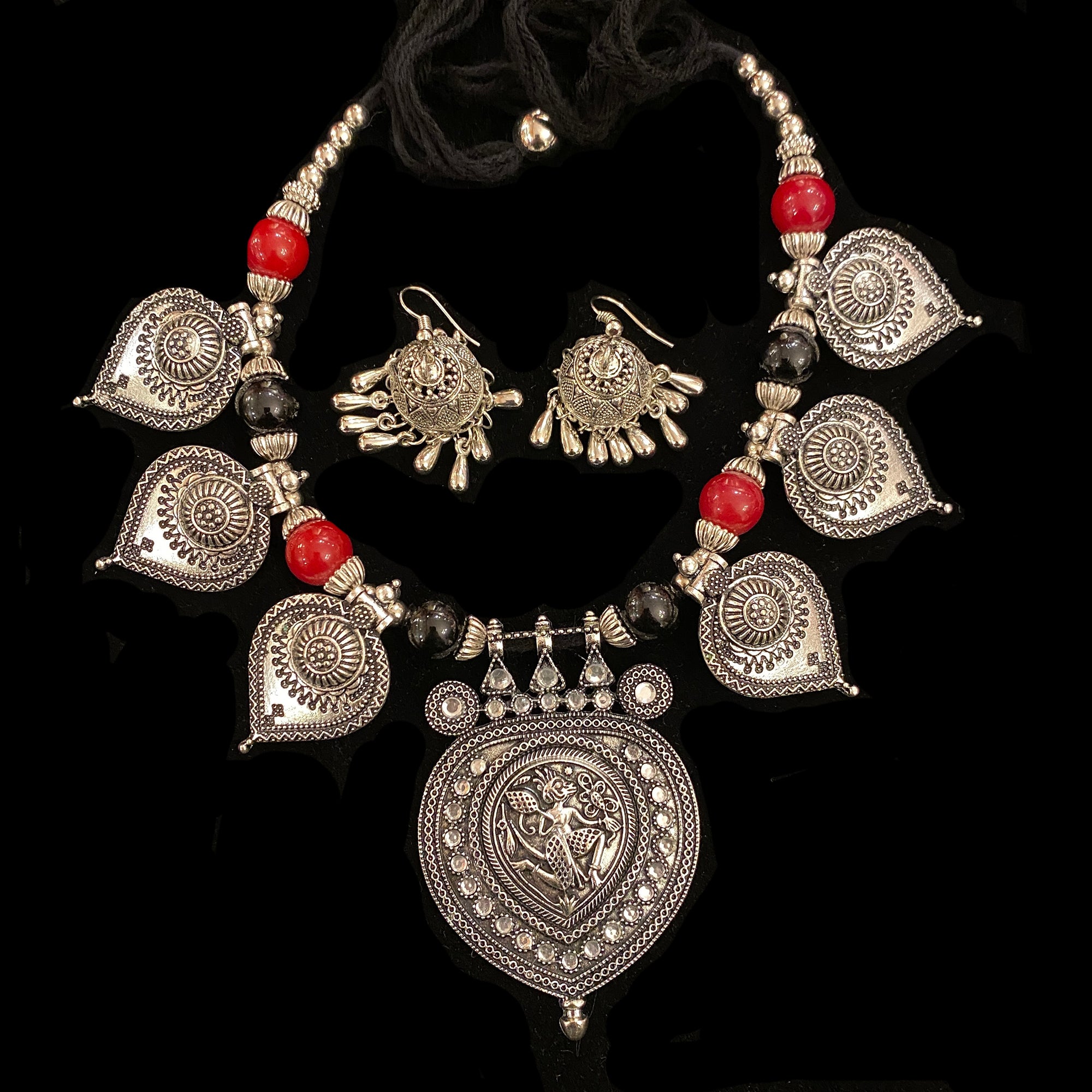 IF Silver Metal Necklace 206 - Vintage India NYC