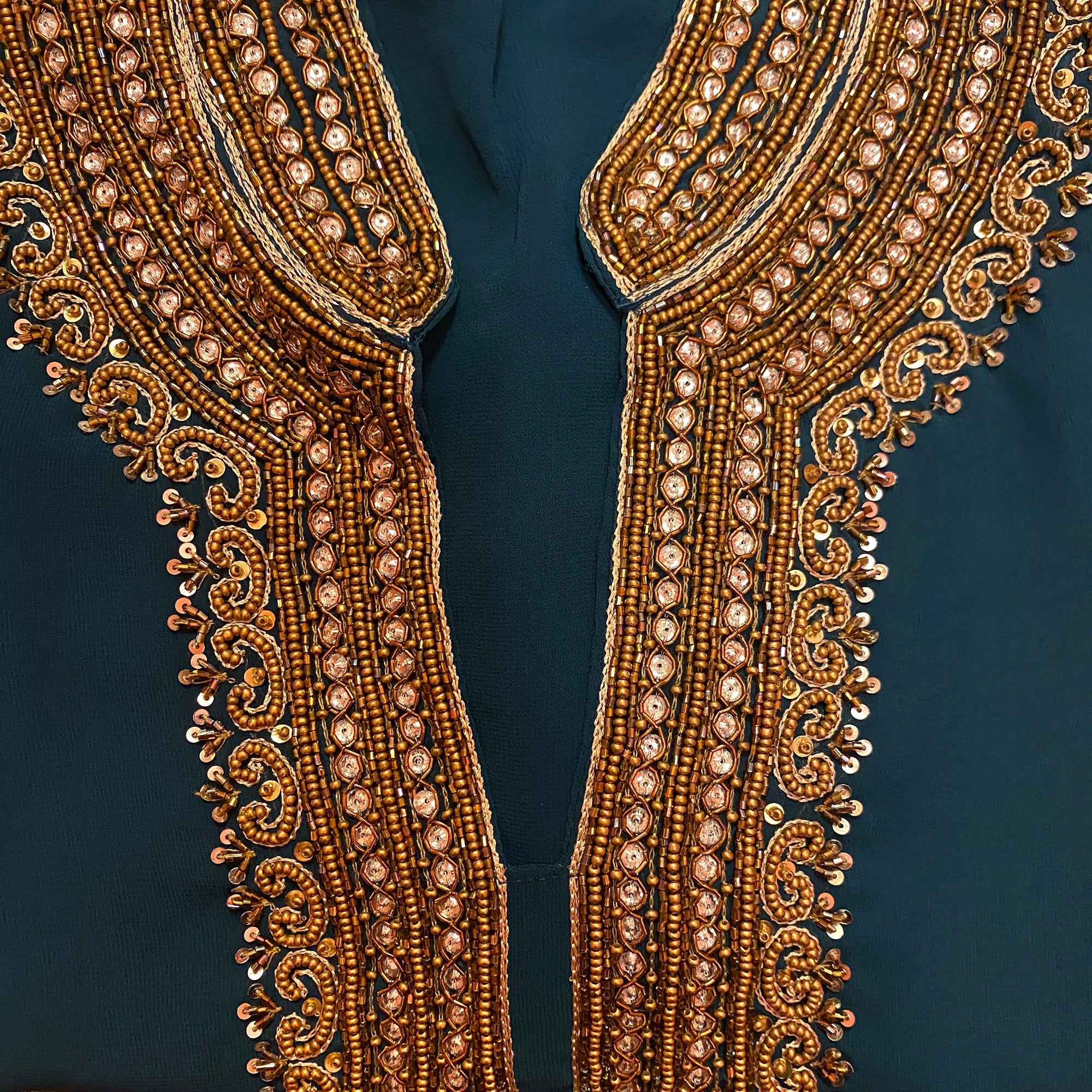 DT Georgette Kurti Size 46 - Vintage India NYC