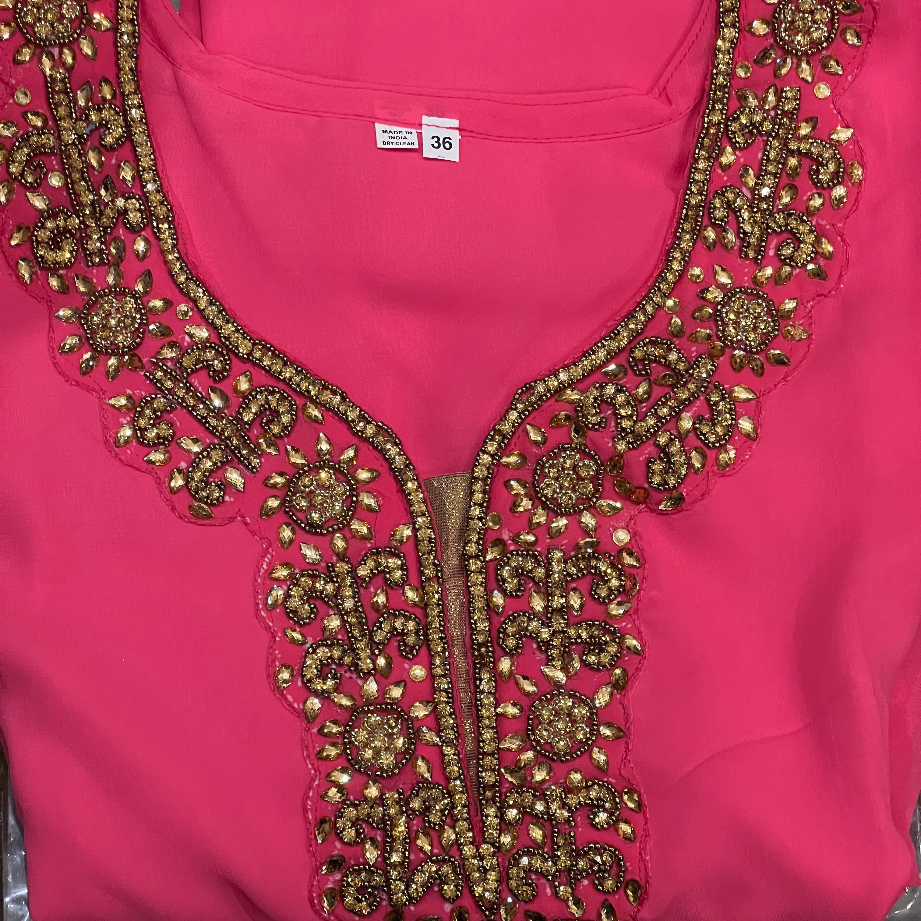 DT Georgette Kurti Size 44 - Vintage India NYC