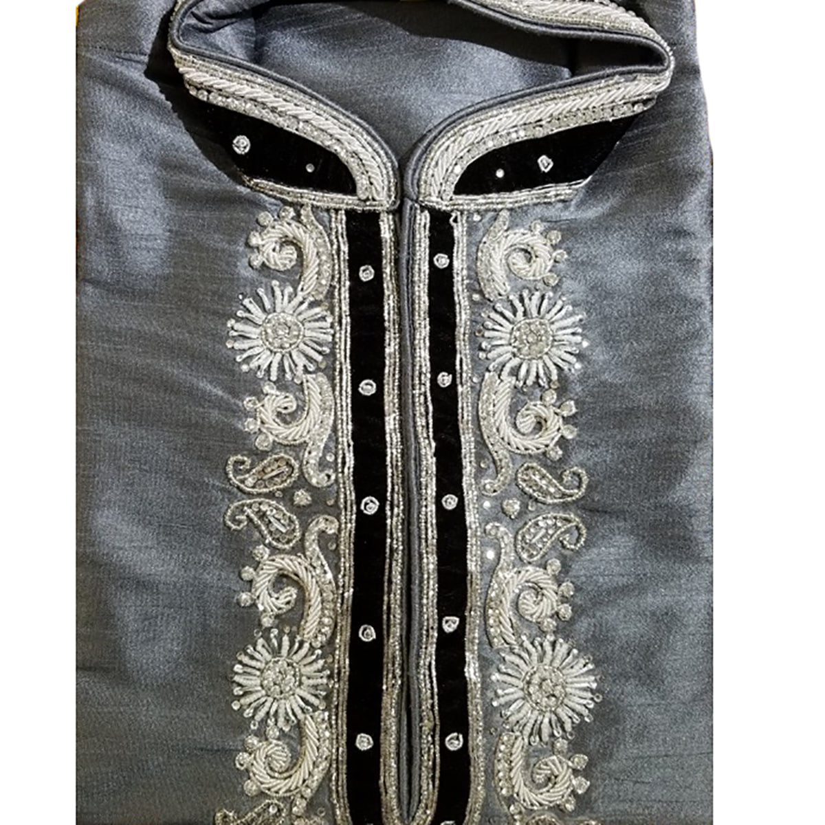 DT Silver Short Kurta with Velvet Trim - Vintage India NYC