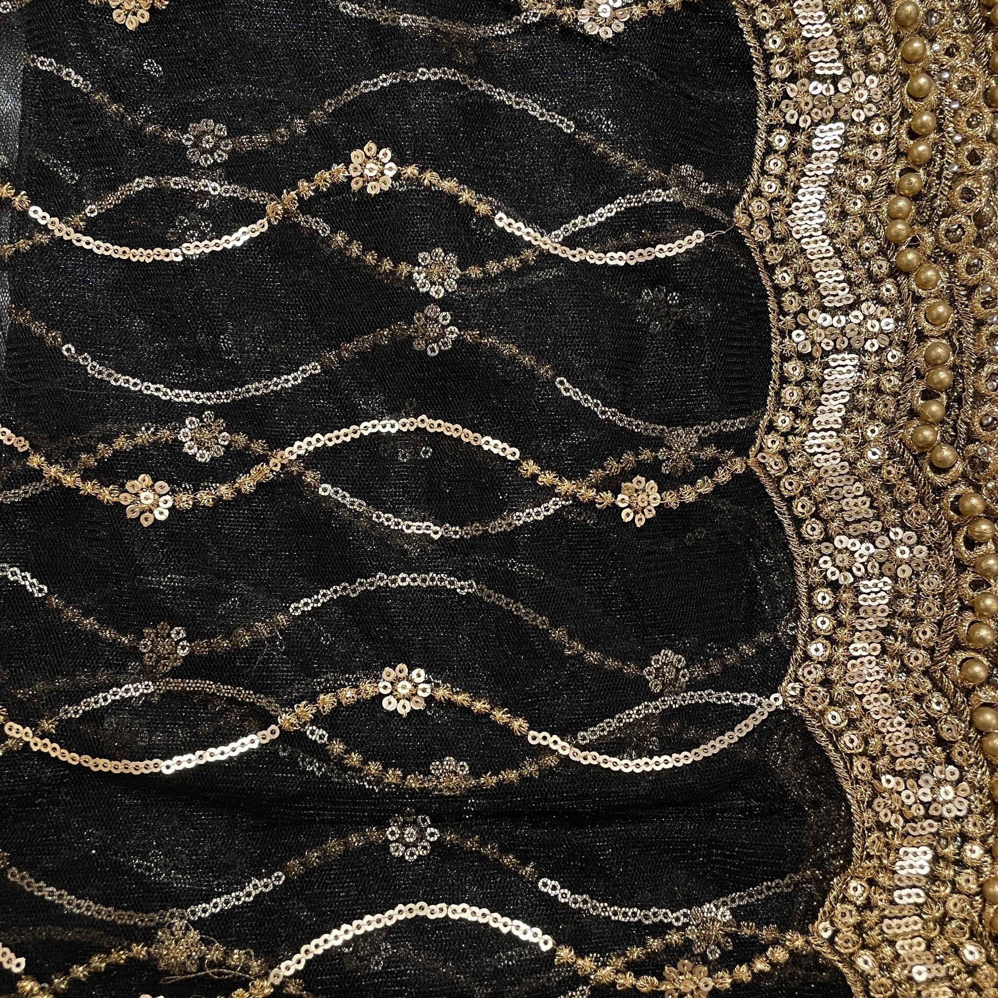 DT Gold Scallop Embroidered Dupatta - Vintage India NYC