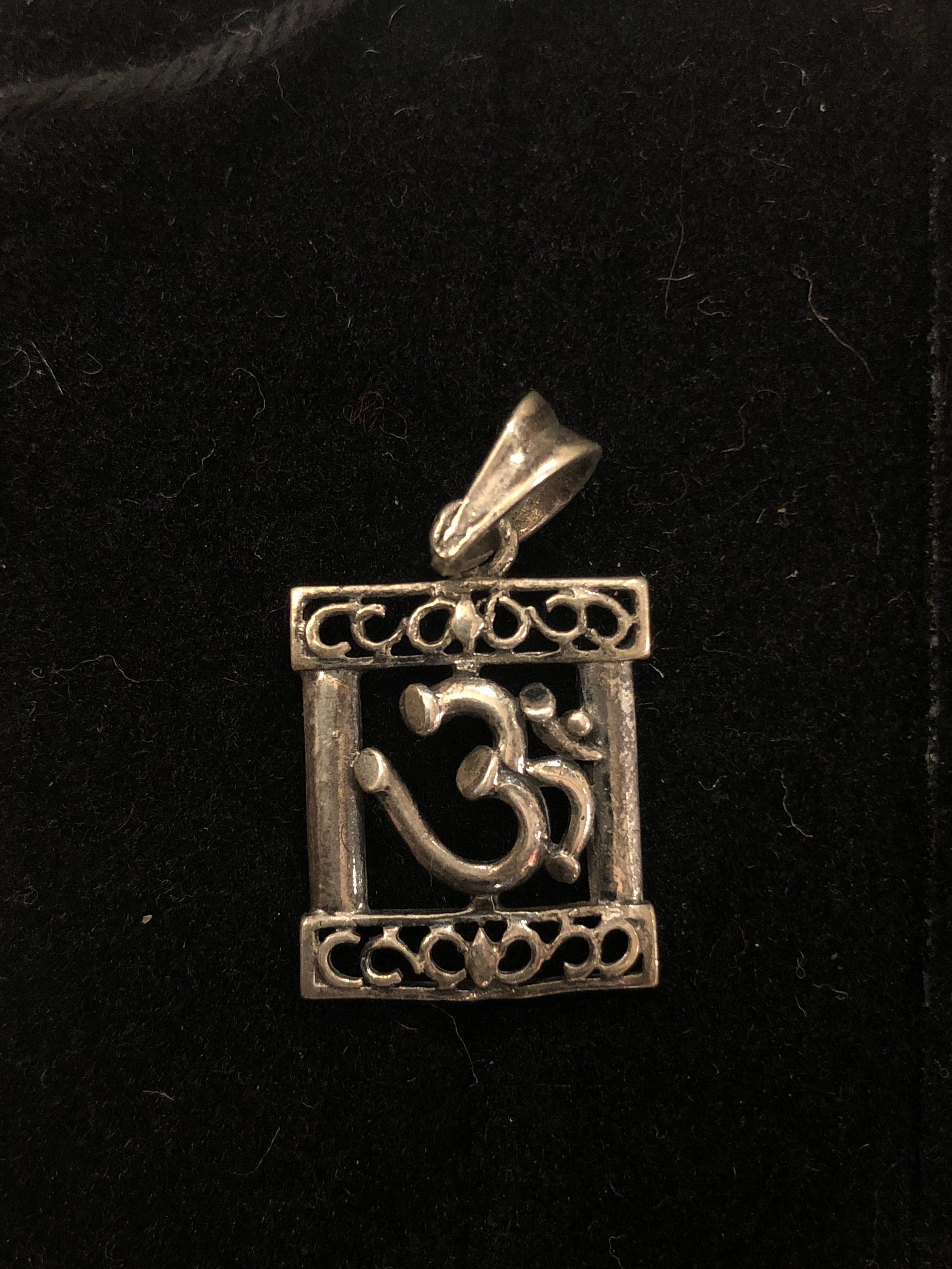 OM Pendant - Vintage India NYC