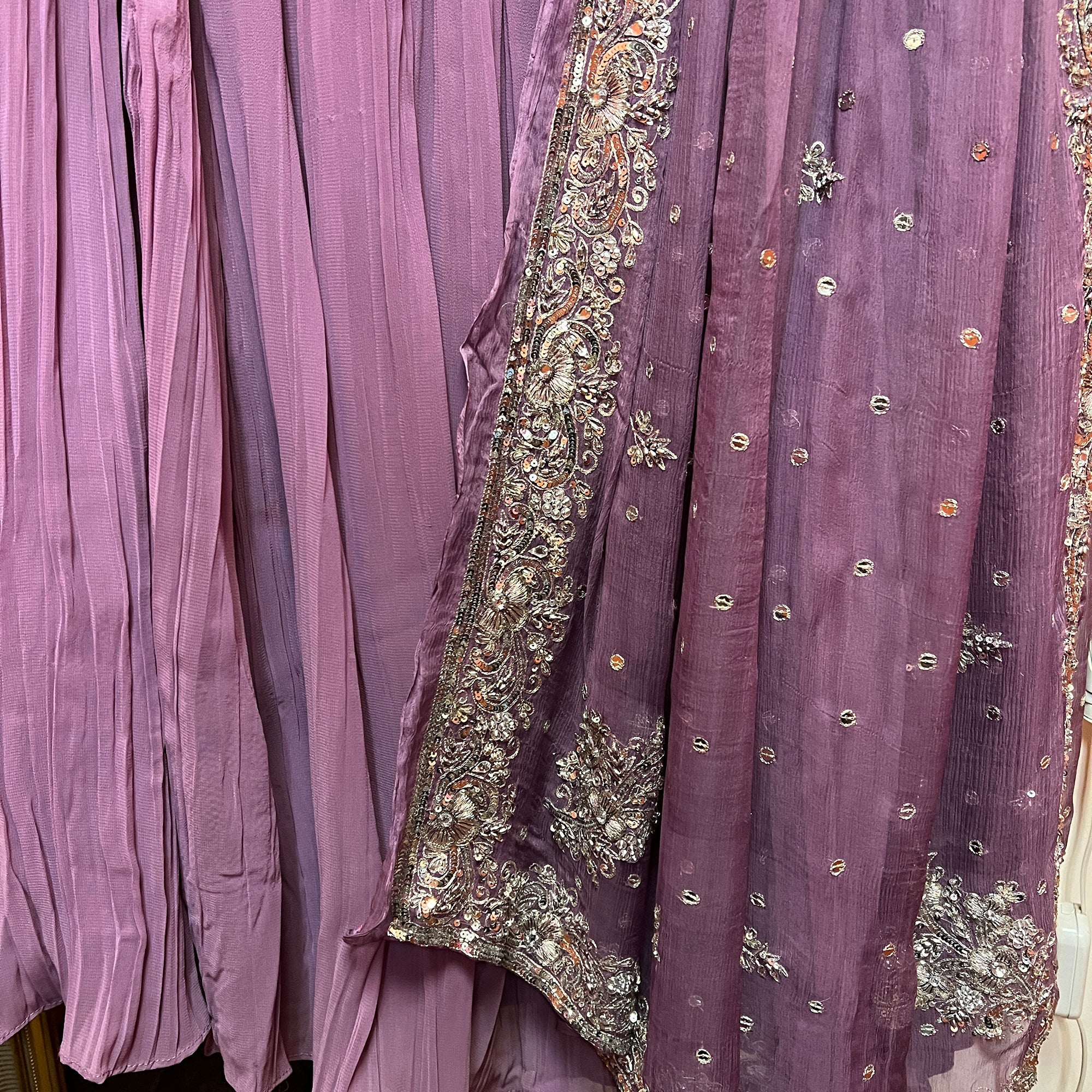 YD Lavender Lehenga Set - Vintage India NYC