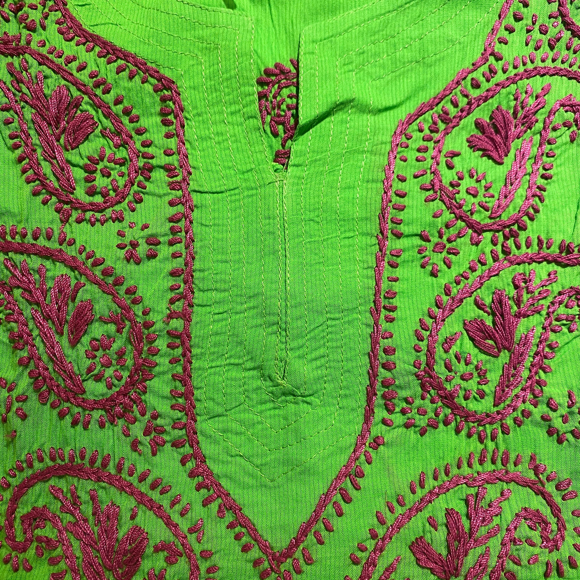 AR Short Embroidered Cotton Tunic Kurti-M - Vintage India NYC