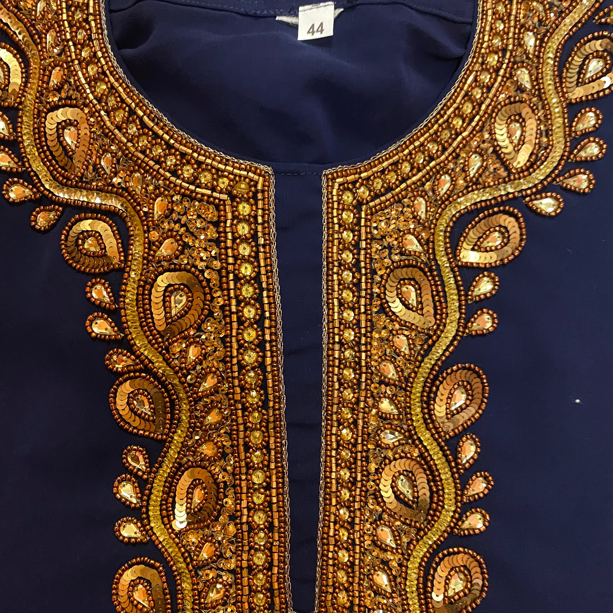 DT Georgette Kurti Size 44 - Vintage India NYC