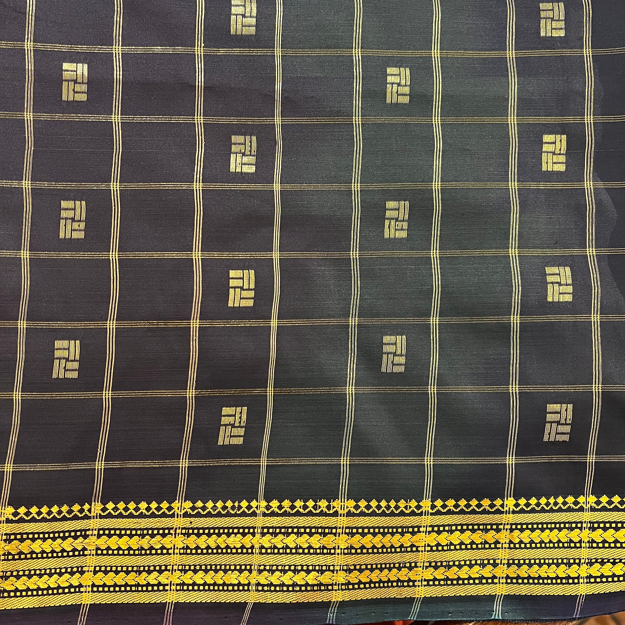 Navy & Gold Kanchipuram Saree - Vintage India NYC