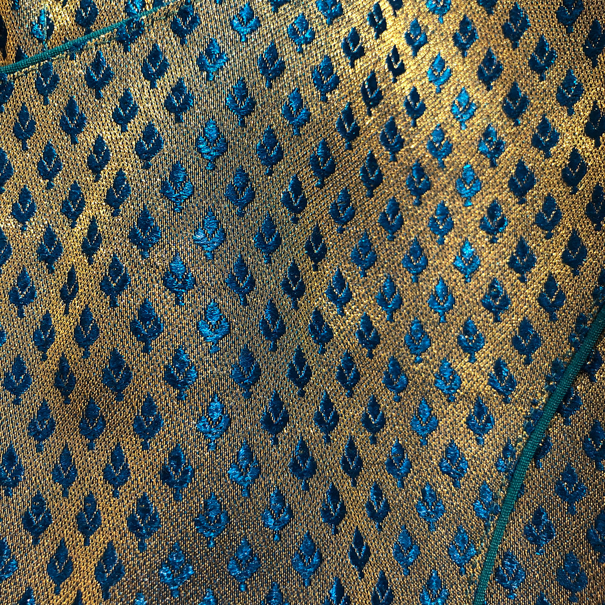 RI Leaf Brocade Plus Size - Vintage India NYC