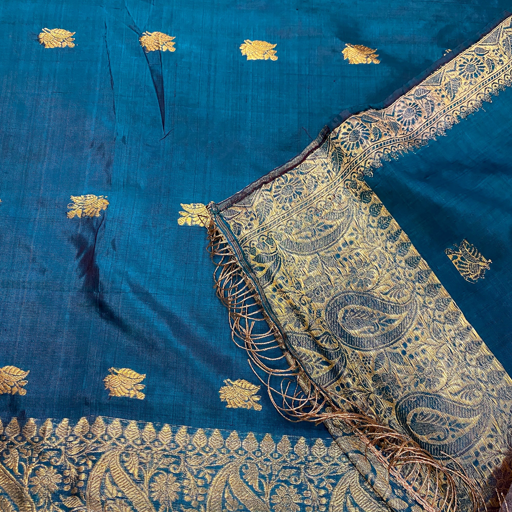 Handwoven Pure Silk and Gold Zari Dupatta Stoles-Many Colors - Vintage India NYC