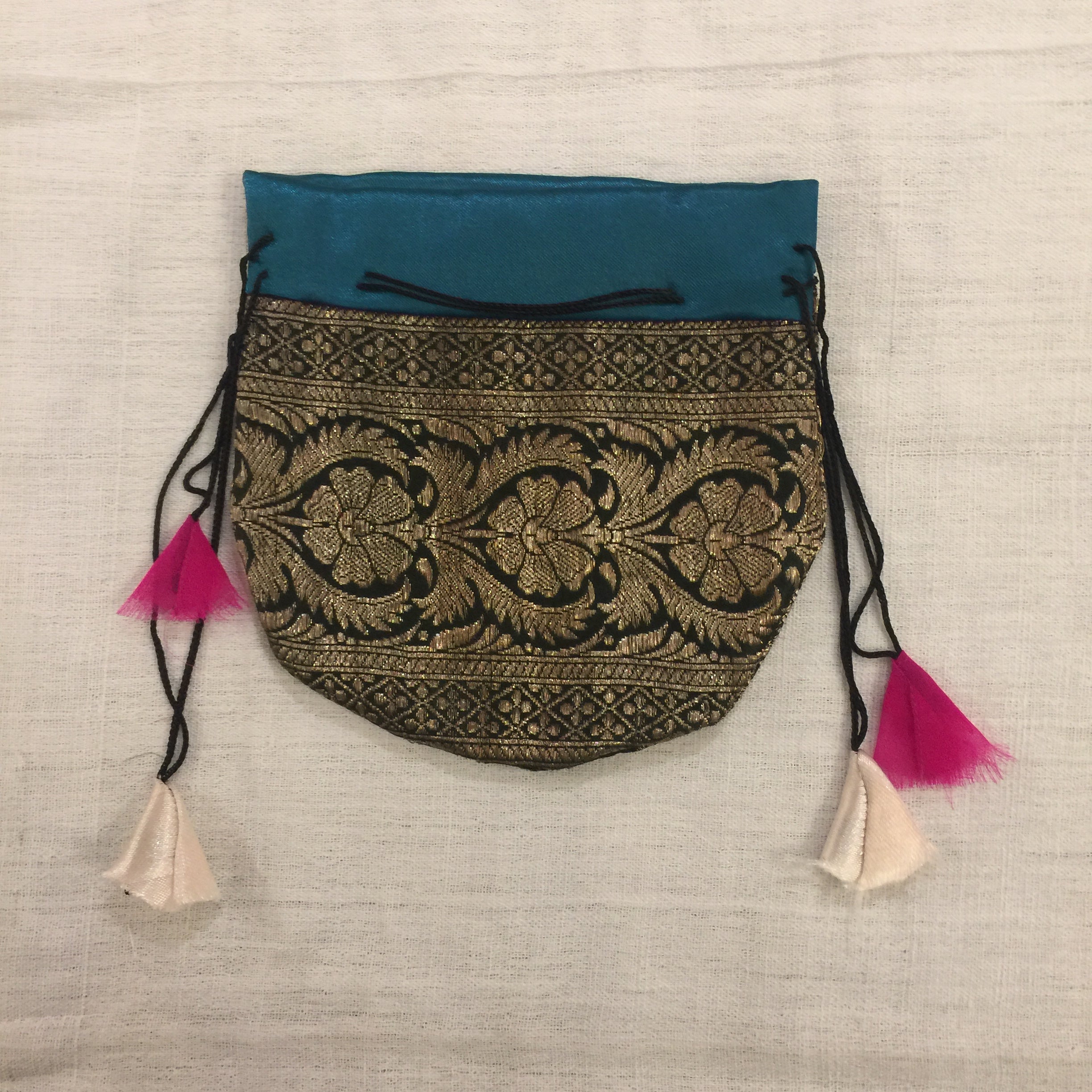 DB Sari pouch Lg - Vintage India NYC