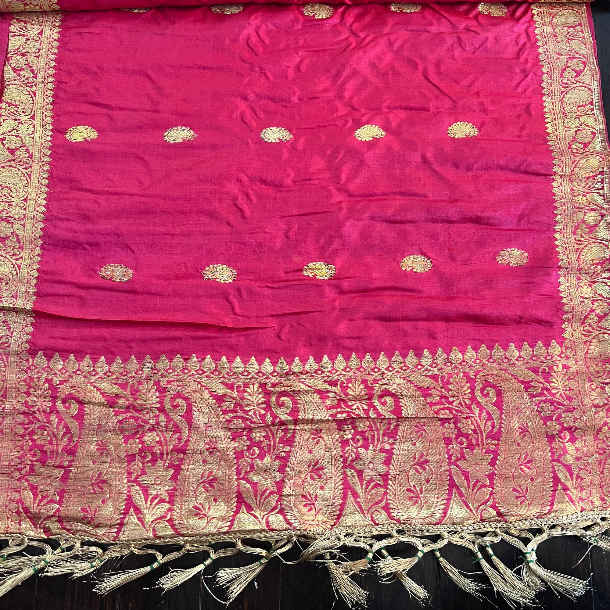 LH Banarsi Silk Runners-Paisley Flower 3 - Vintage India NYC