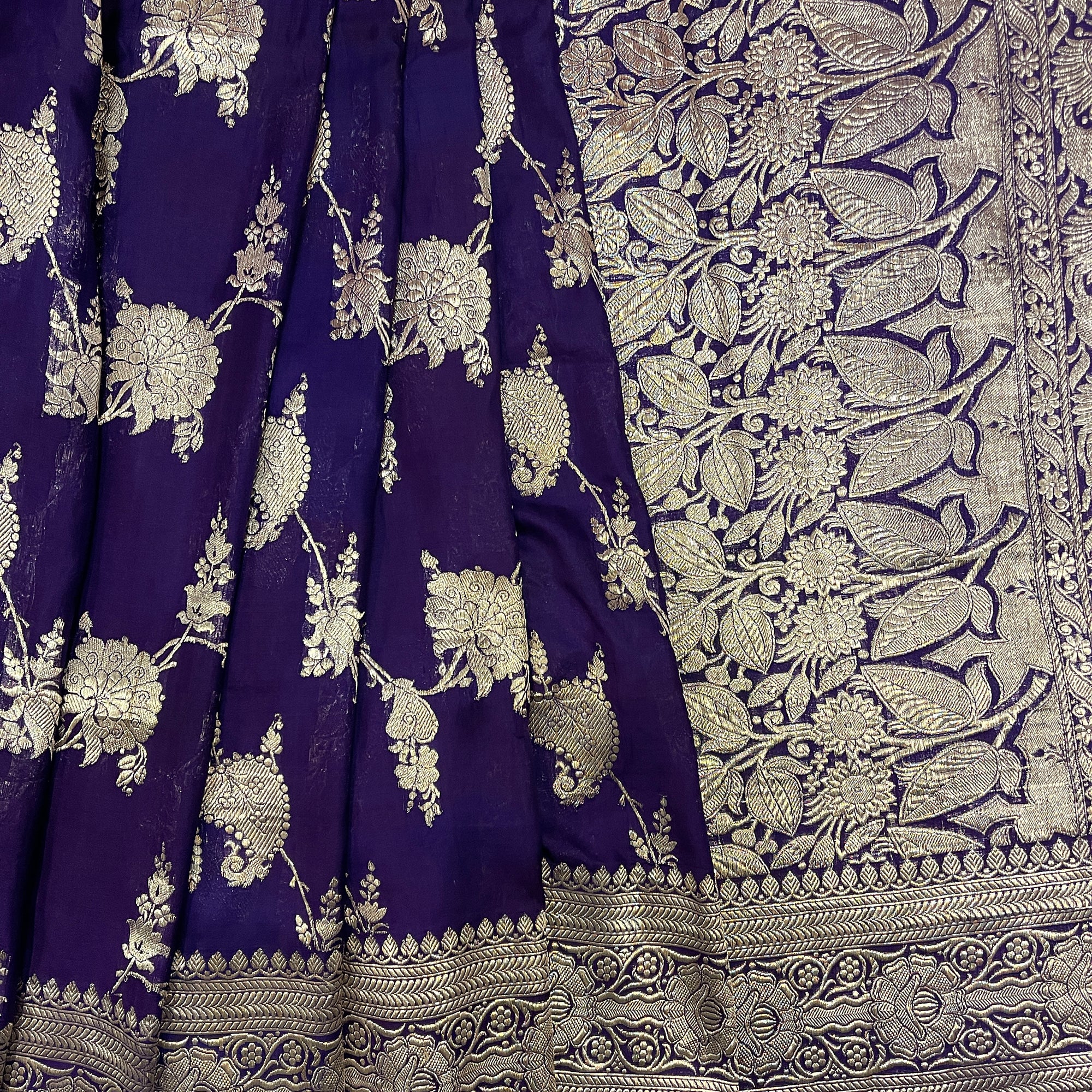 Vintage Banarasi Saree 226 - Vintage India NYC