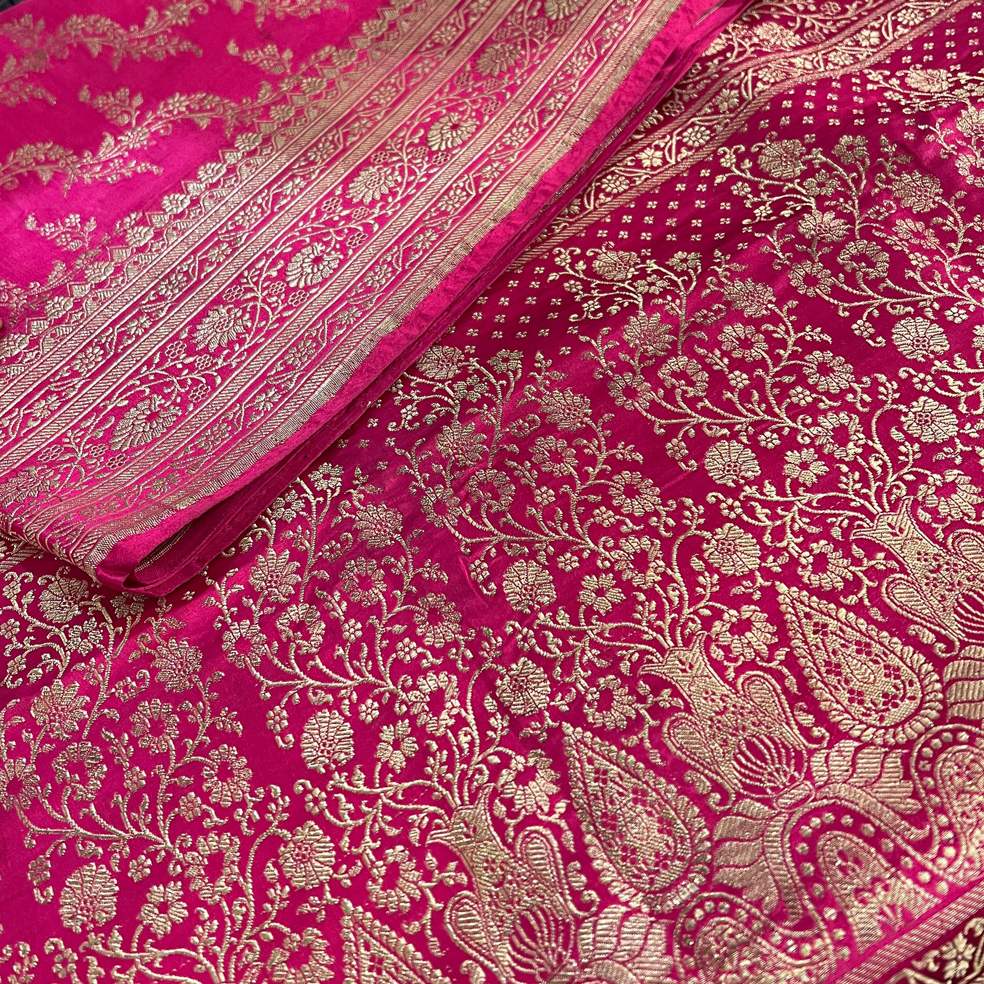 Vintage Banarasi Saree 756 - Vintage India NYC