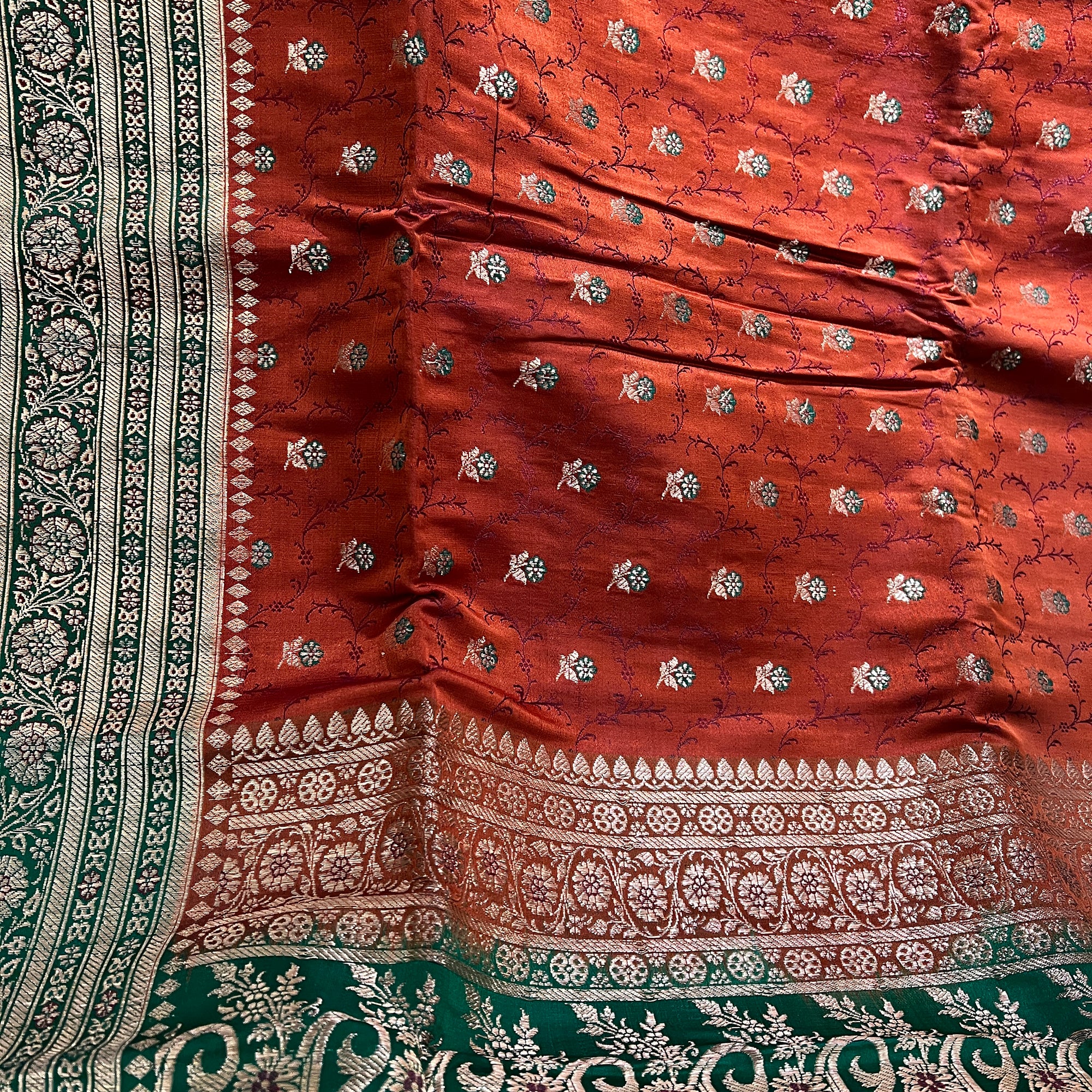 Vintage Banarasi Saree w/ blouse piece 752 - Vintage India NYC