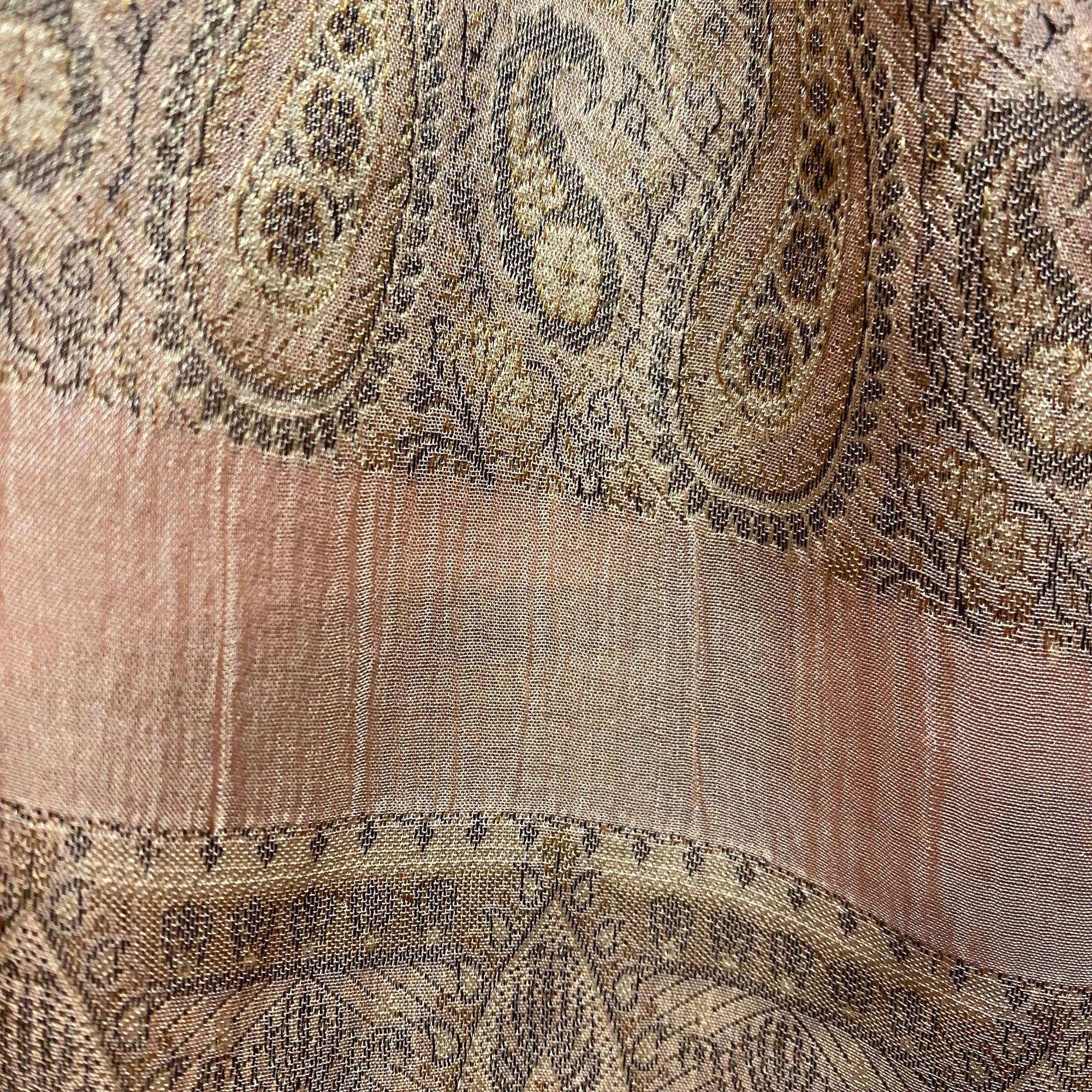 LH Silk Paisley Scarves-8 Colors - Vintage India NYC