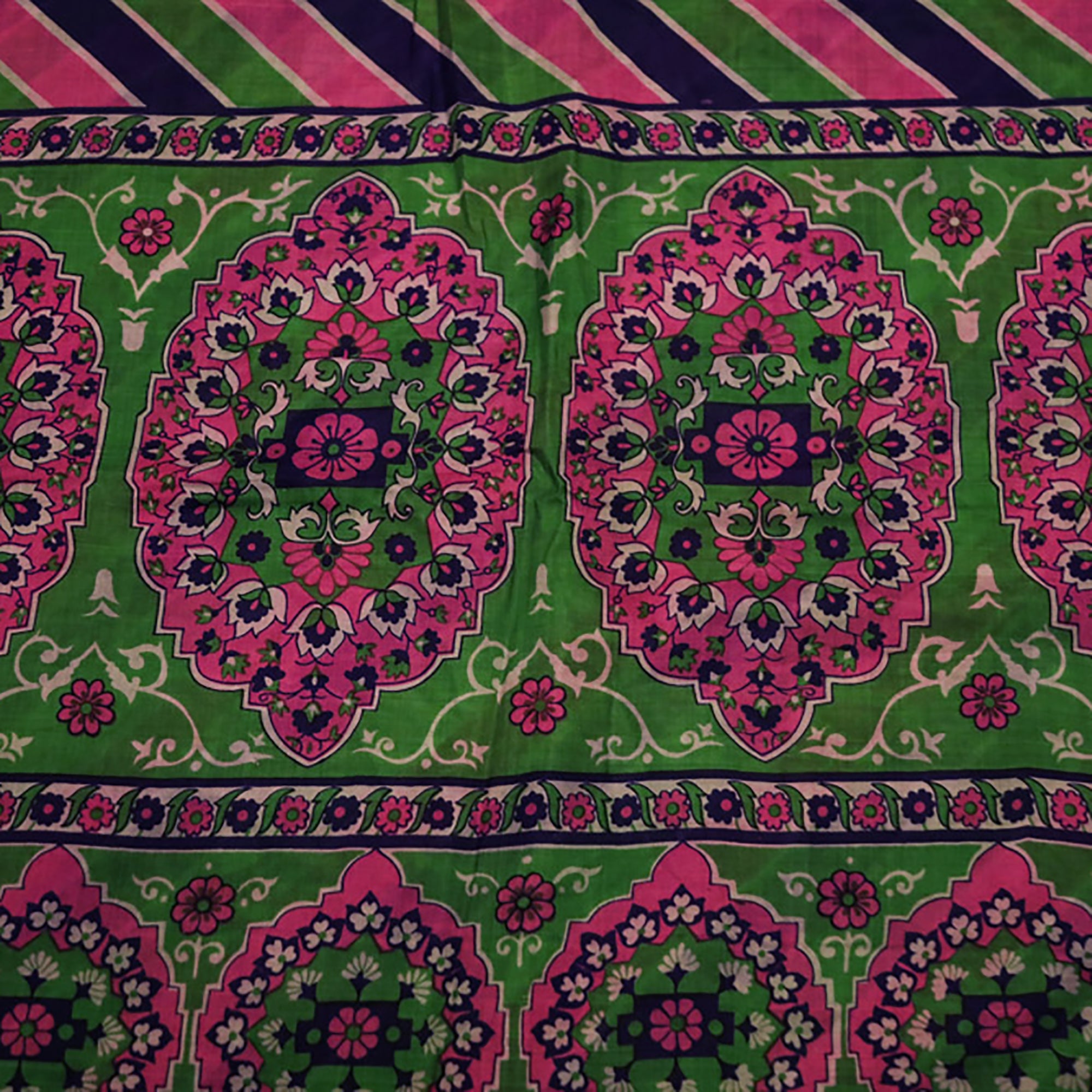 Vintage Silk Saree 2531 - Vintage India NYC