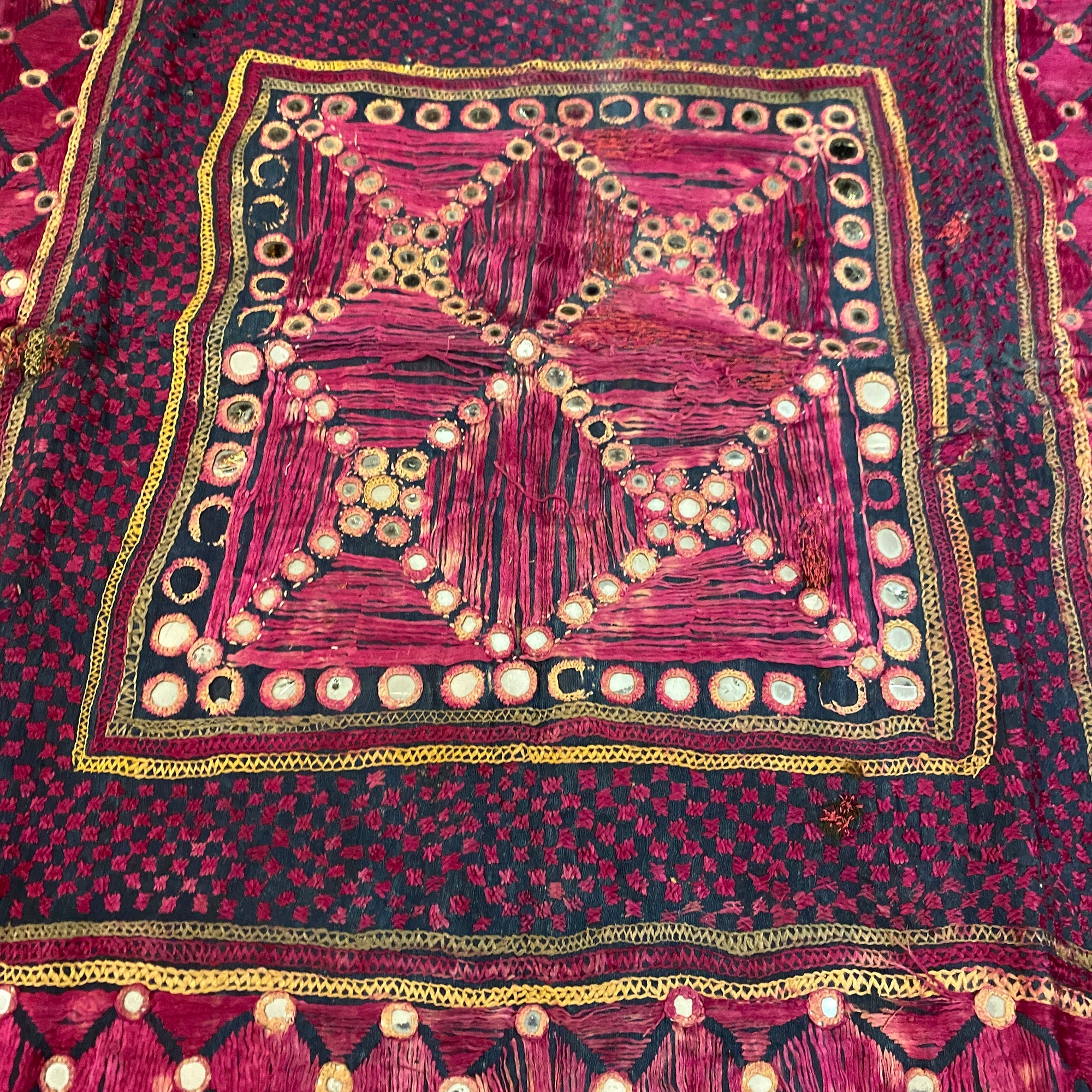 Vintage Embroidered Wallhanging-24.5 x 25.5 - Vintage India NYC