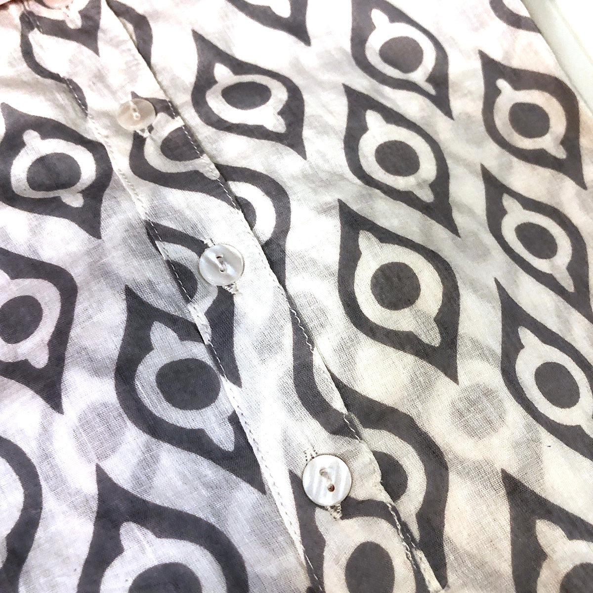 VR White Grey Motif Kurti - Vintage India NYC
