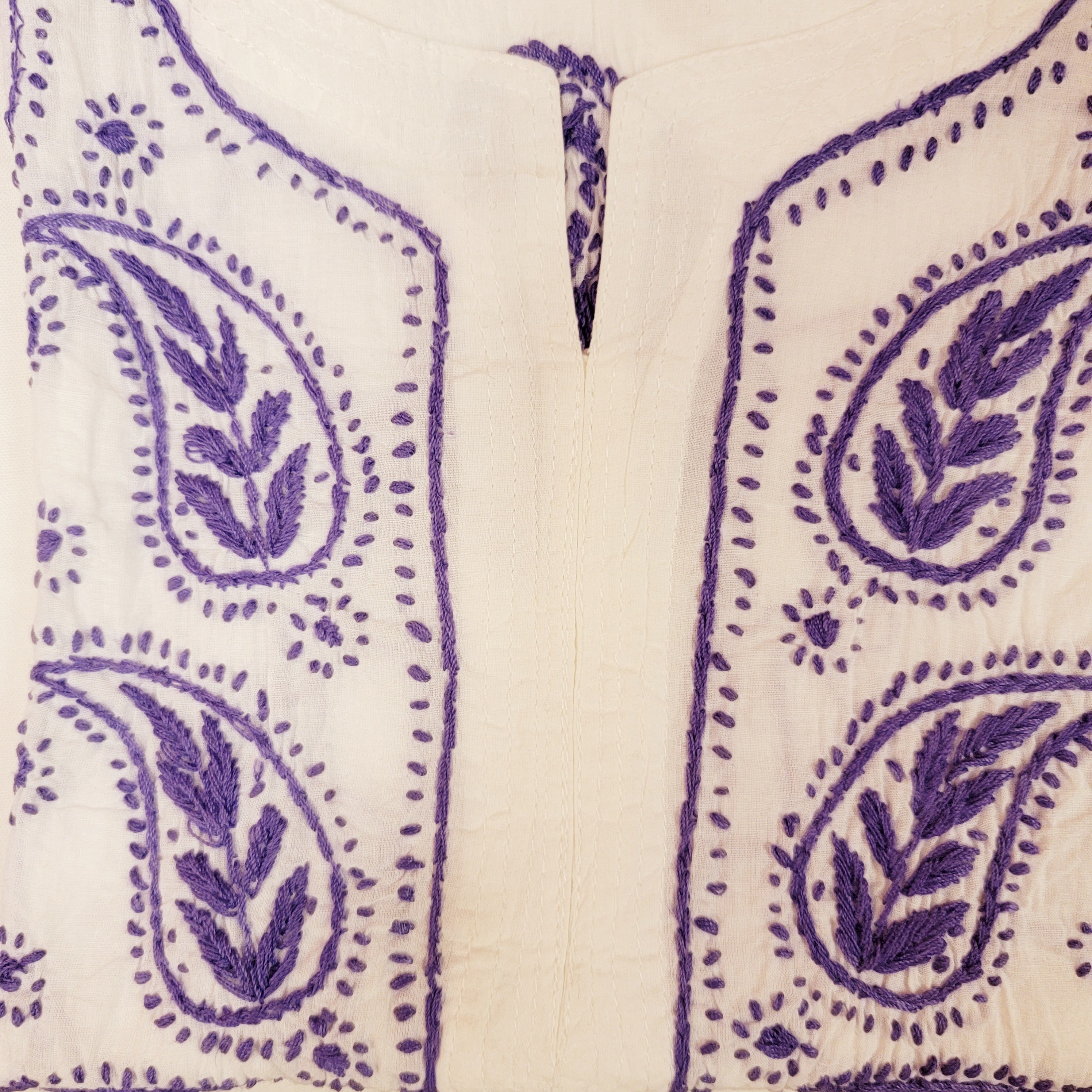 AR Short Embroidered Cotton Tunic Kurti-M - Vintage India NYC