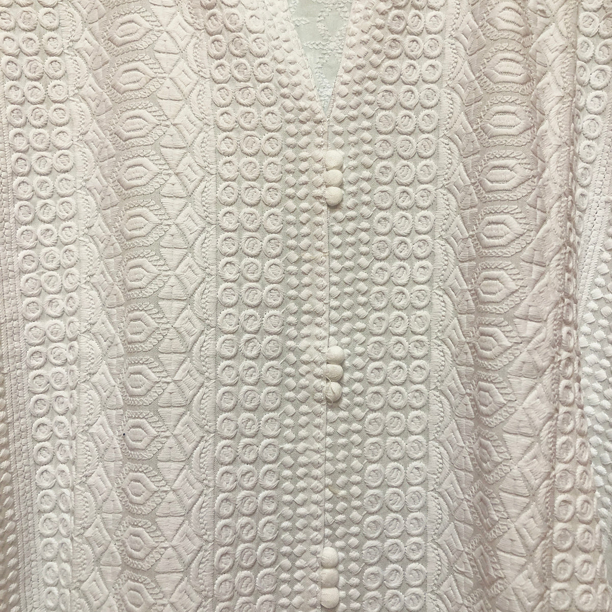 IE Plus Size White Kurta 1 - Vintage India NYC