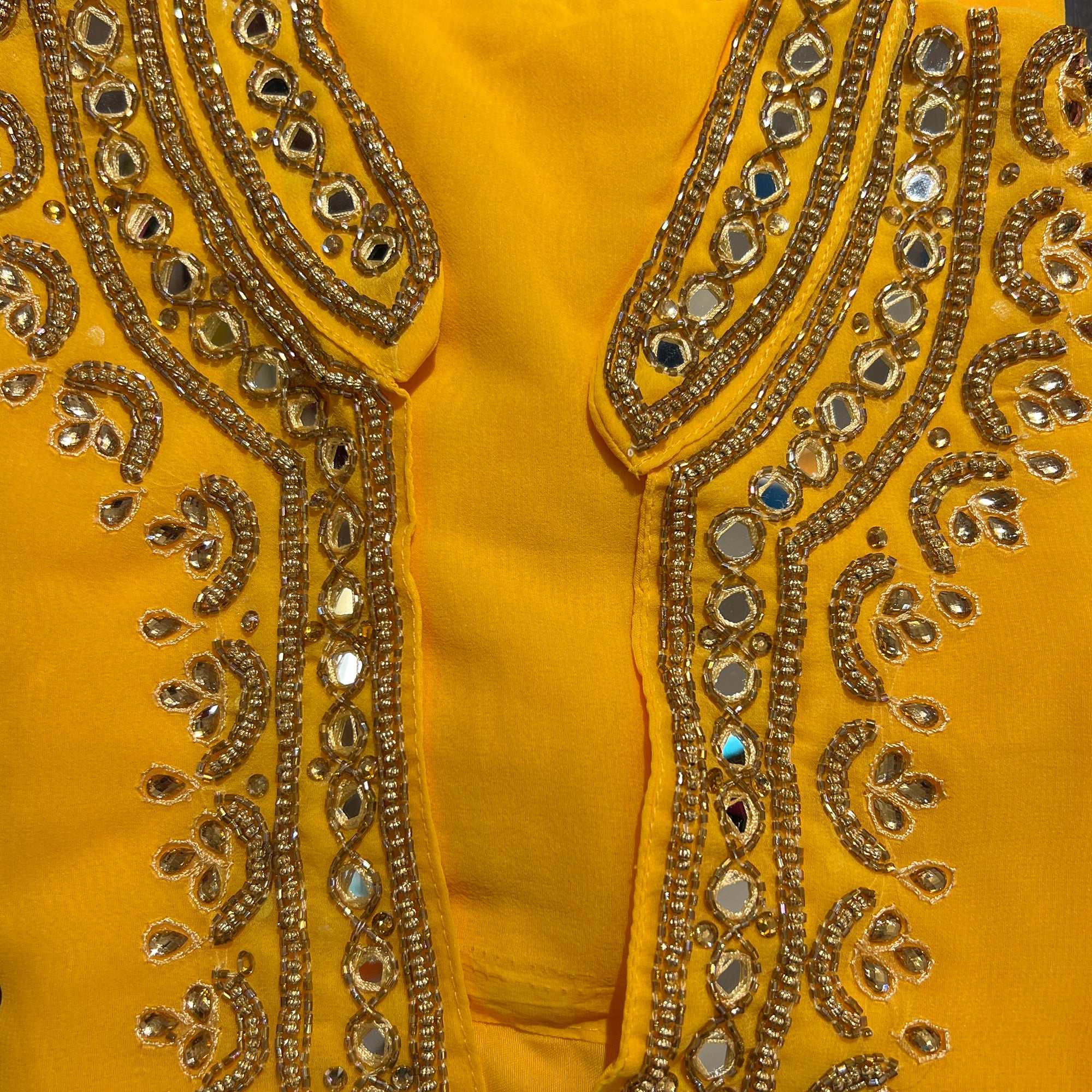 DT Georgette Kurti Size 48 - Vintage India NYC