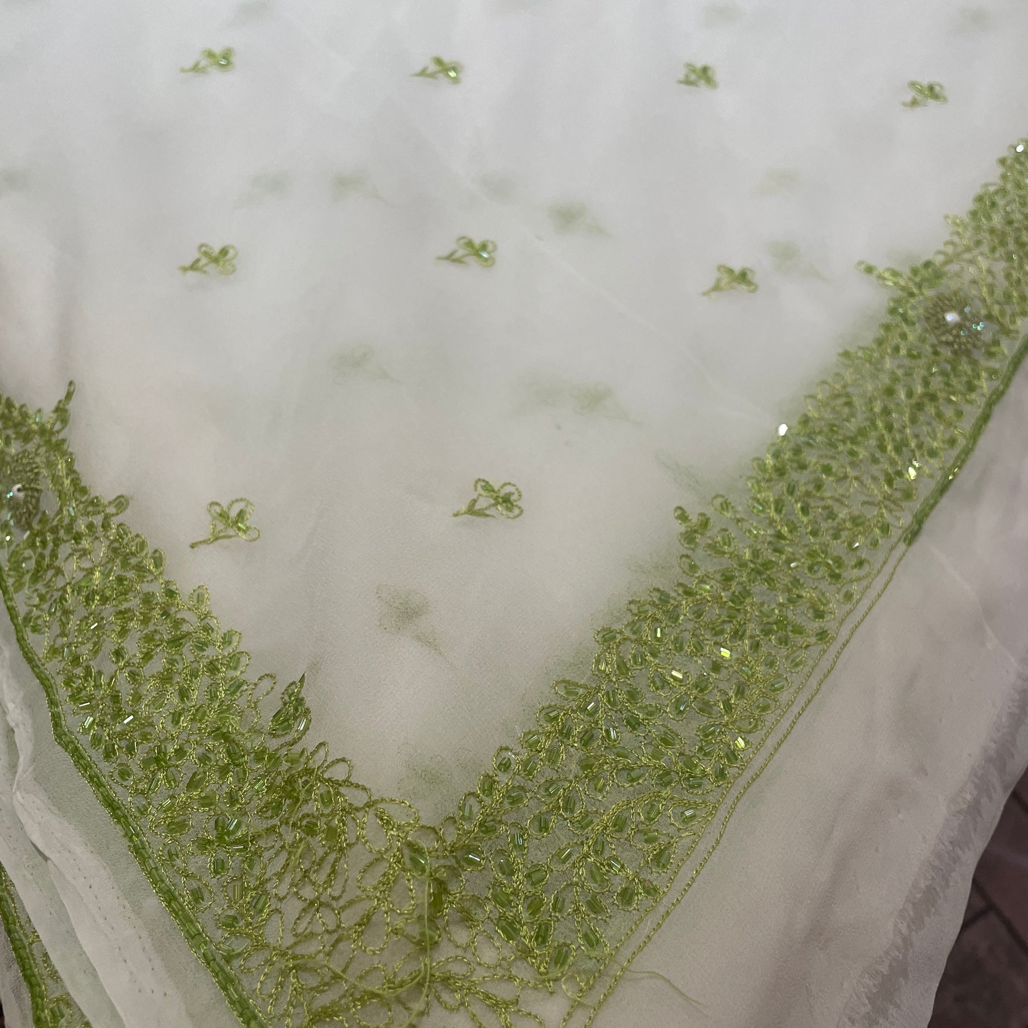 White w Lime Silk Georgette Saree 903