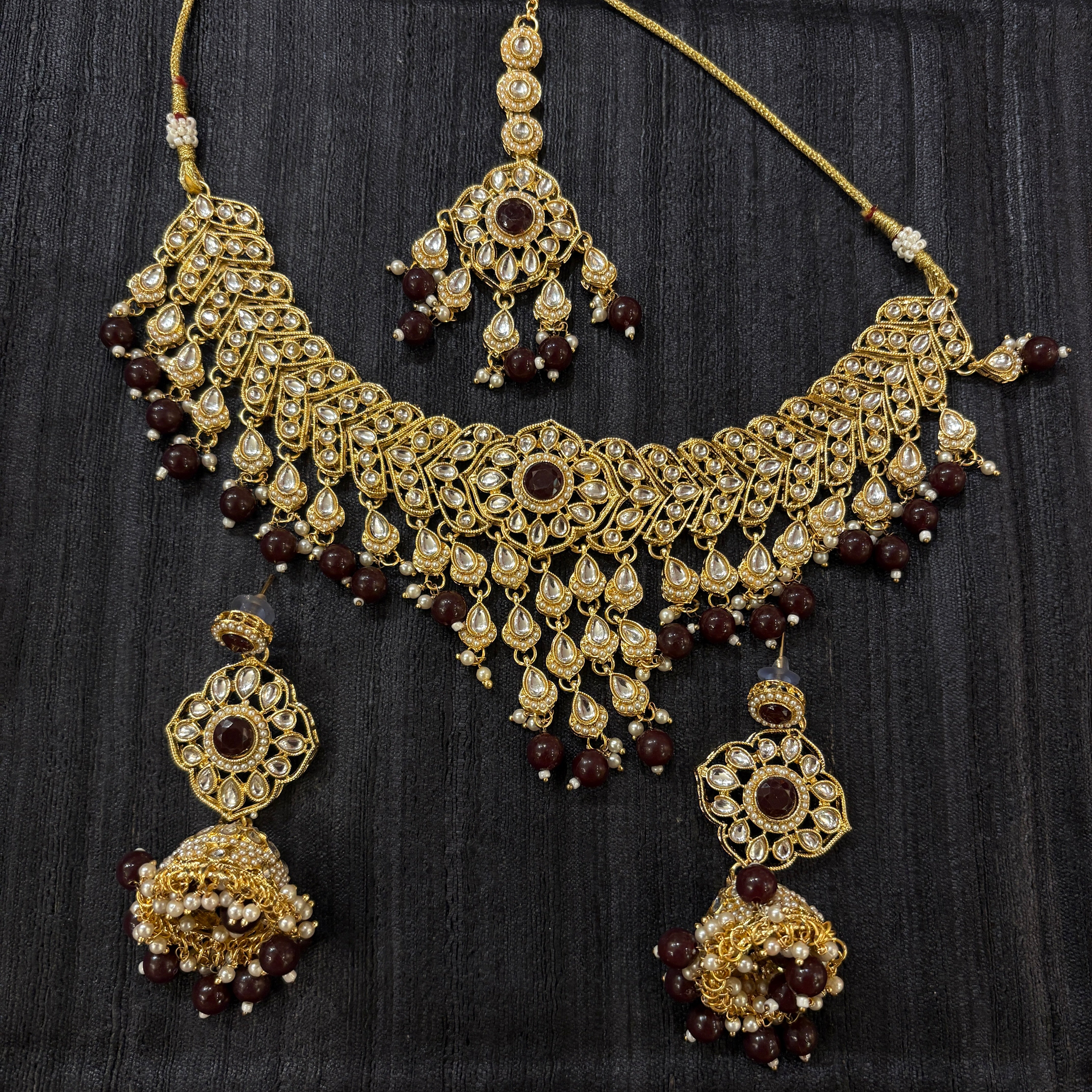 DT Four Point Flower Heavy Necklace Set-Colors