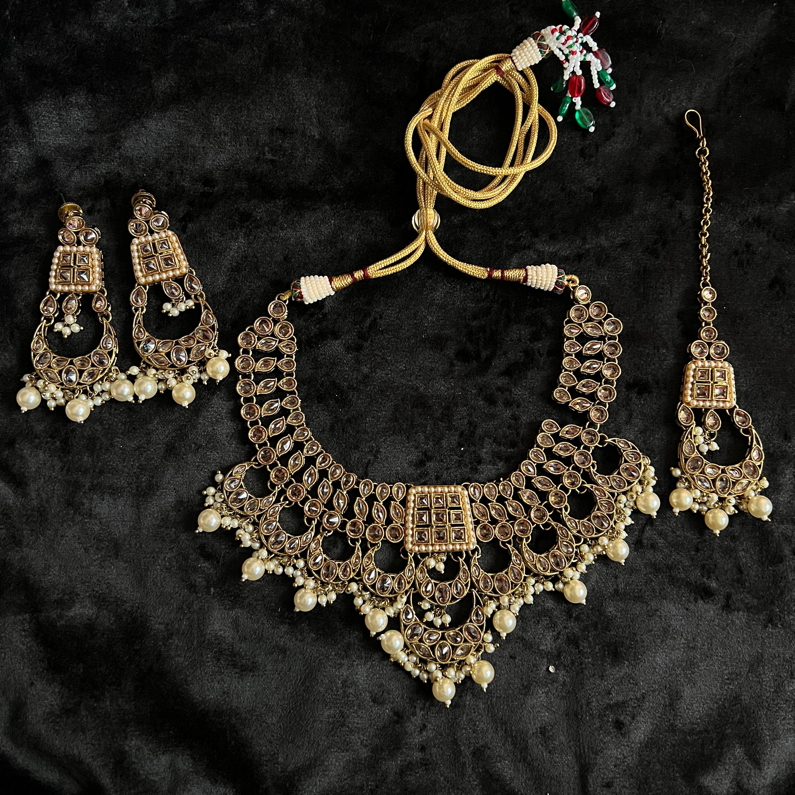 AH Heavy Gold Necklace Set - Vintage India NYC