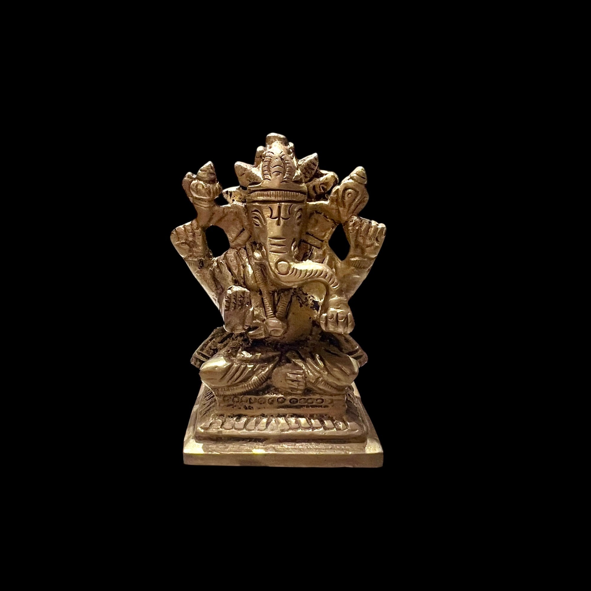 GM Brass Ganesh 240- 2.75in