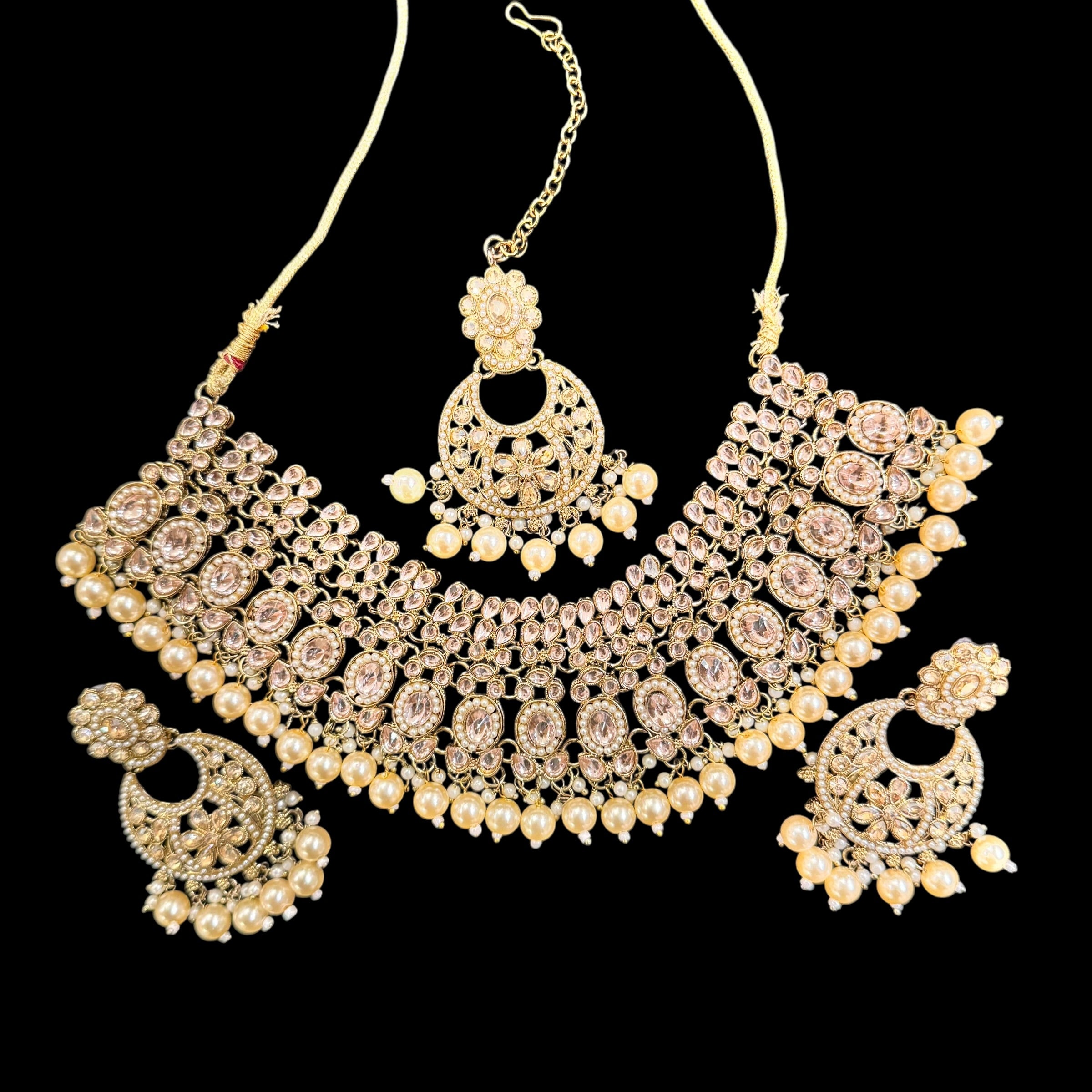 Gold Chandbali Necklace Set