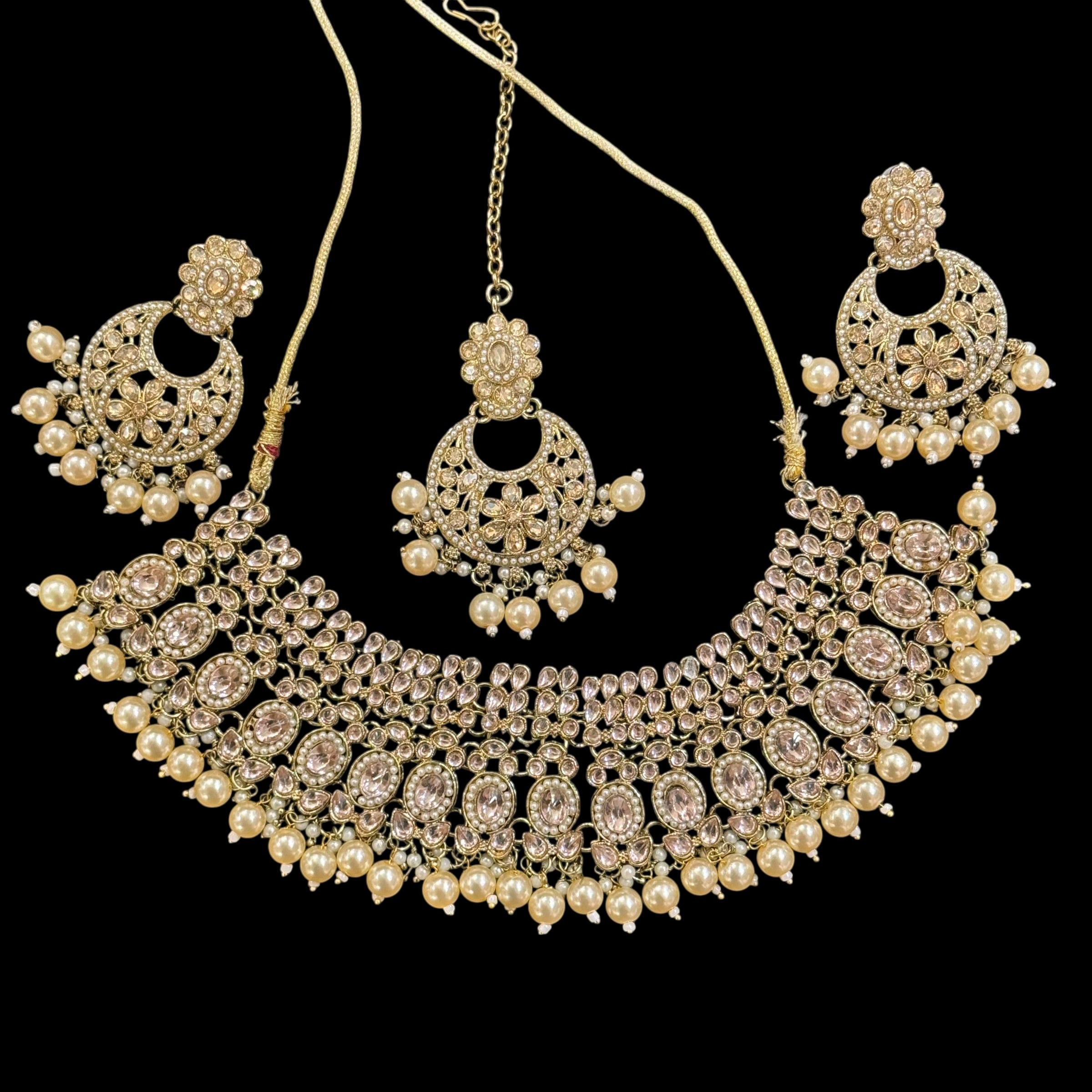 Gold Chandbali Necklace Set
