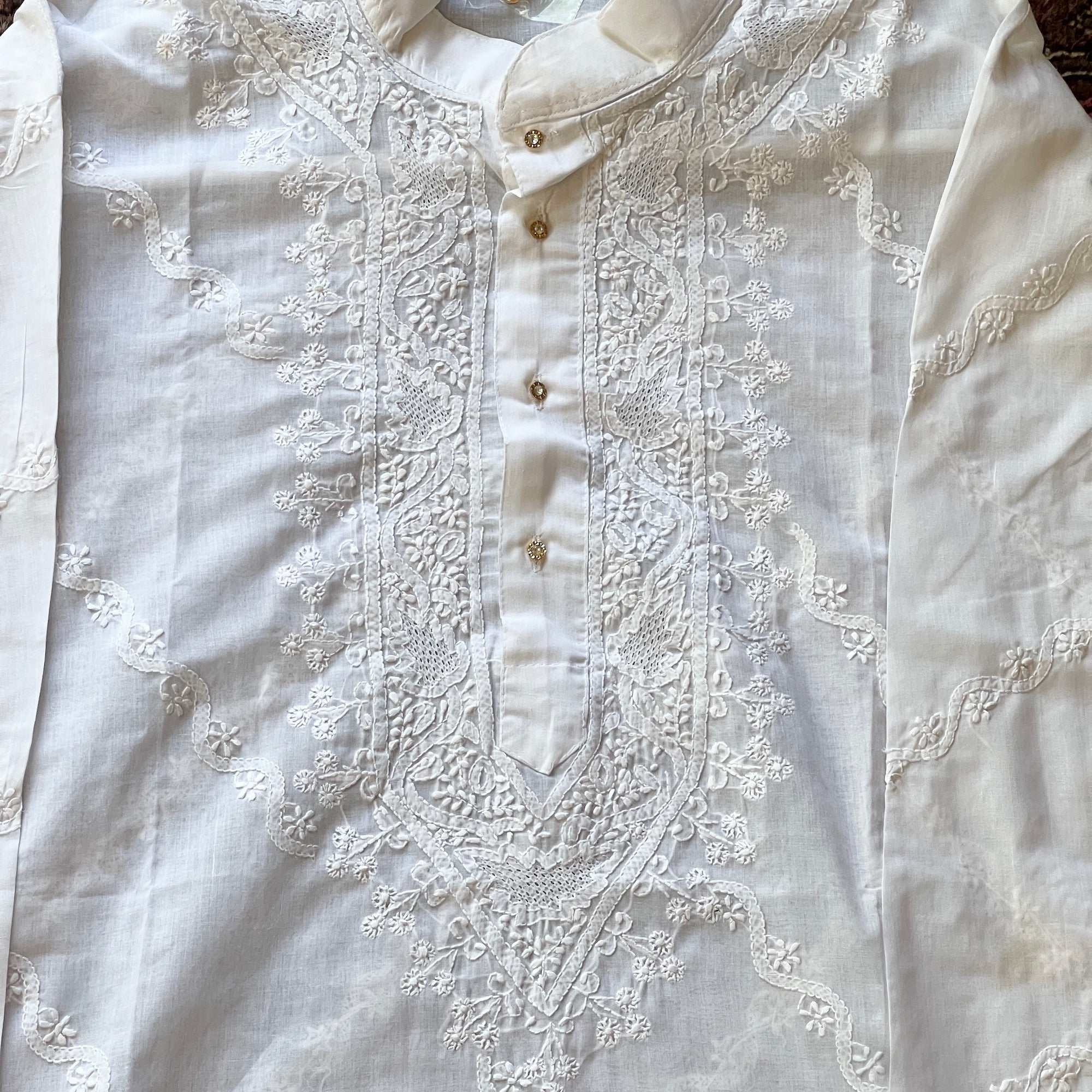 LH Hand Embroidered White Kurtas- 1042 Floral Scroll - Vintage India NYC