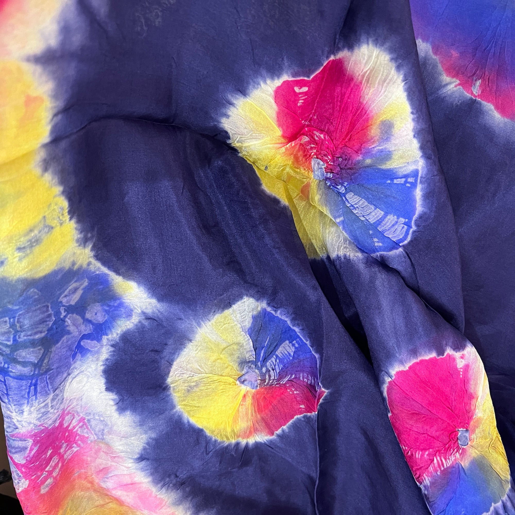 LH Bandhani Tie Dye Pure Silk Scarves - Vintage India NYC