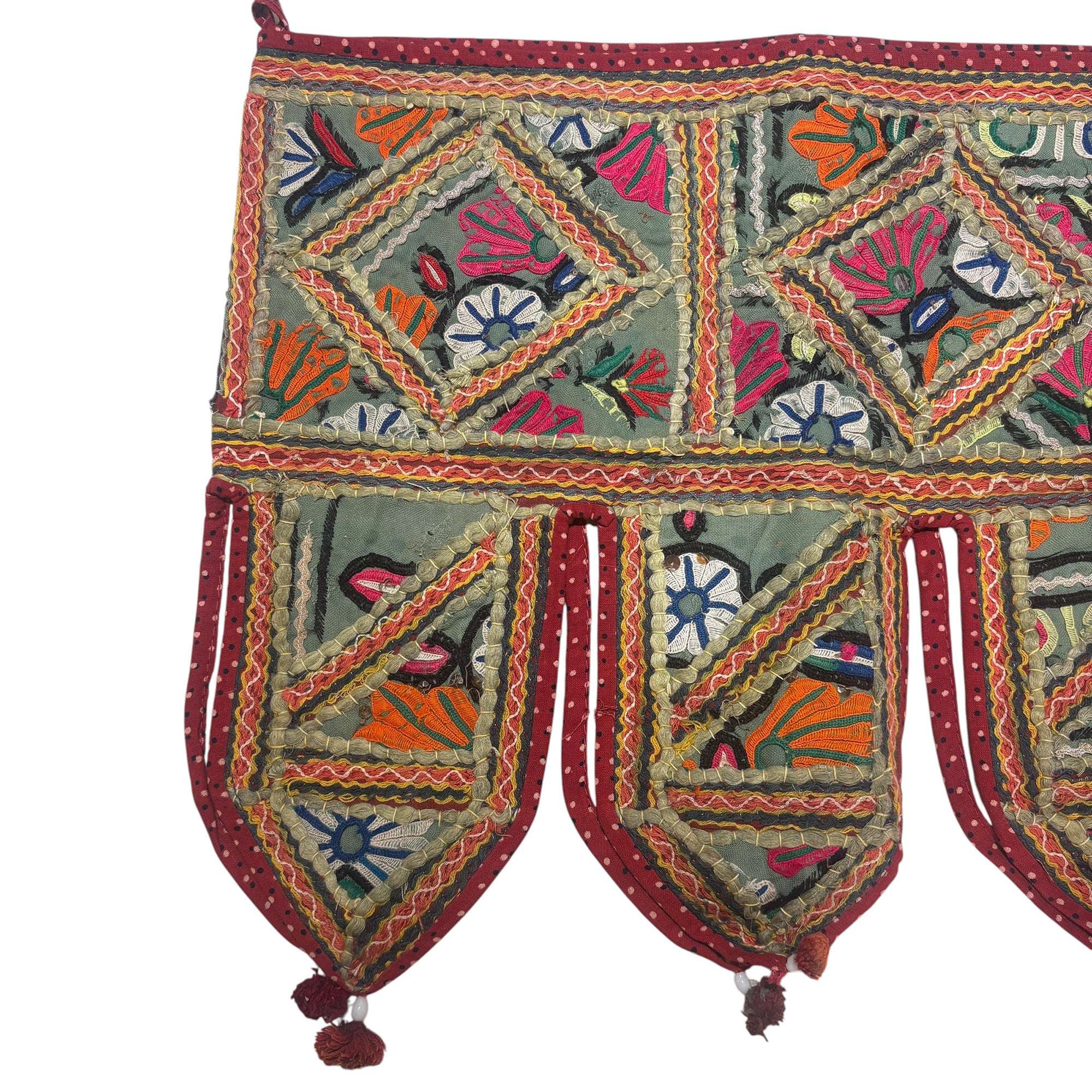 Vintage Toran - 72 x 15in