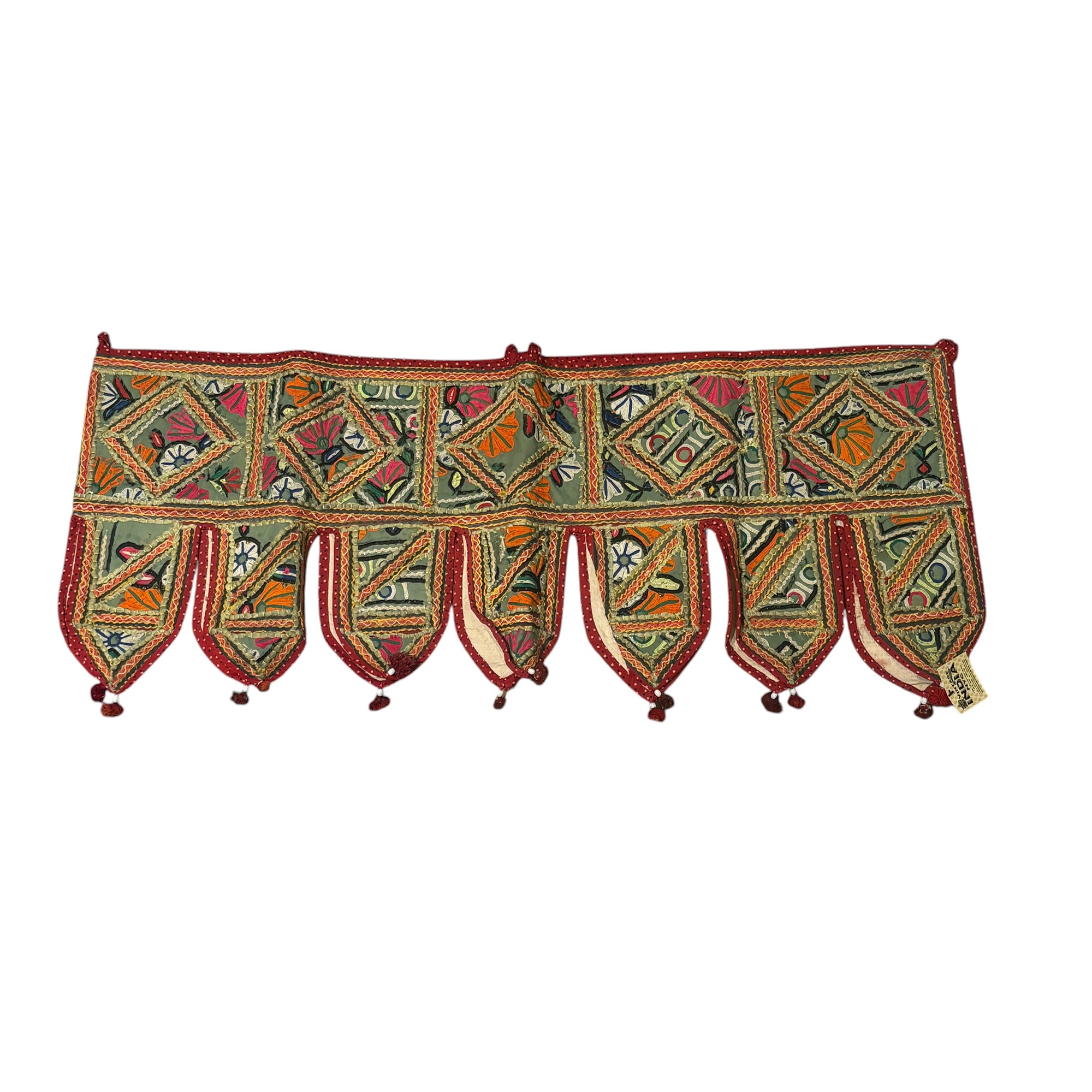 Vintage Toran - 72 x 15in