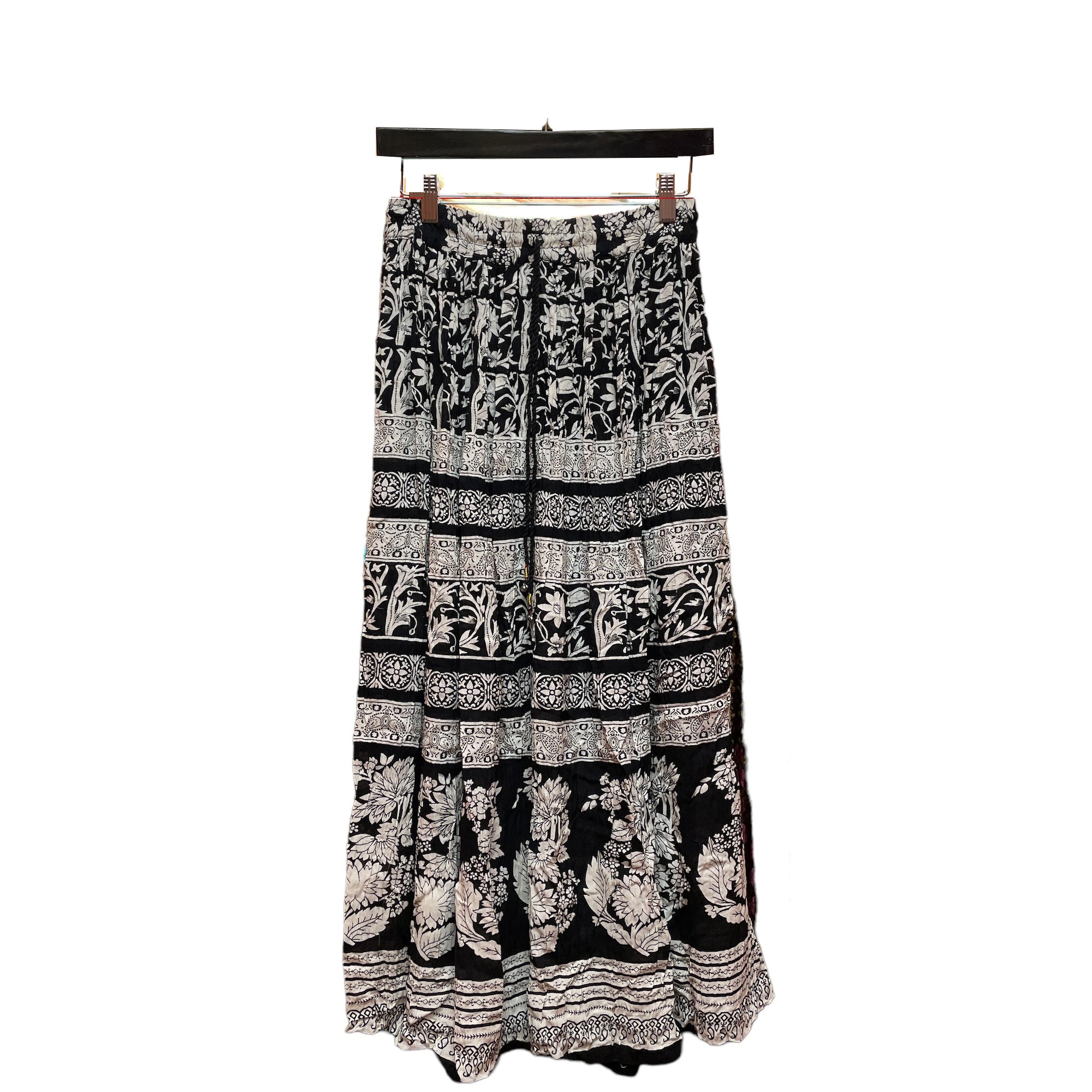 Cotton Boho Skirt-Black & White 2 - Vintage India NYC