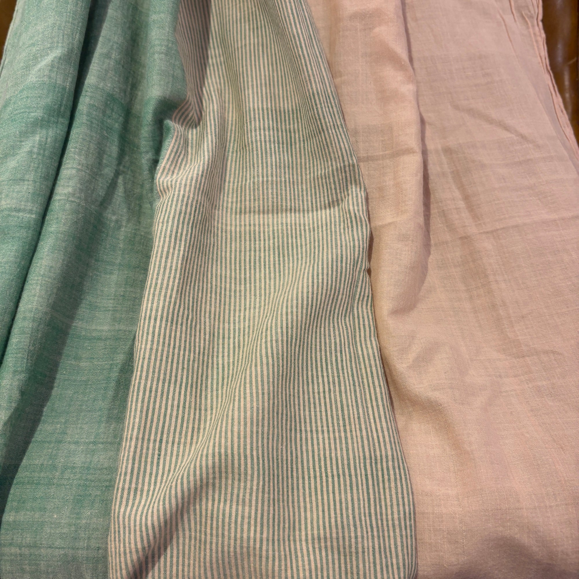 Green & Tan Handwoven Cotton Dupatta - Vintage India NYC