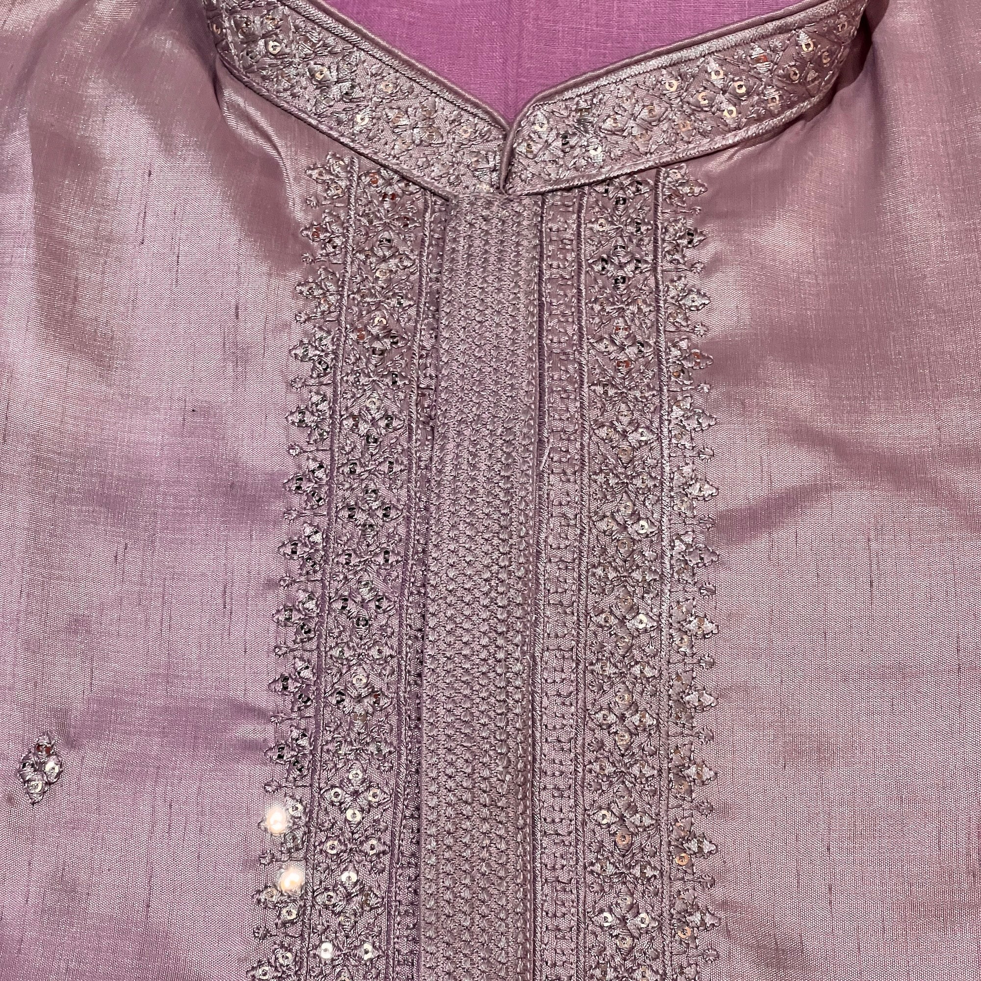 Kurta Set Lilac Silk with Embroidery - Vintage India NYC