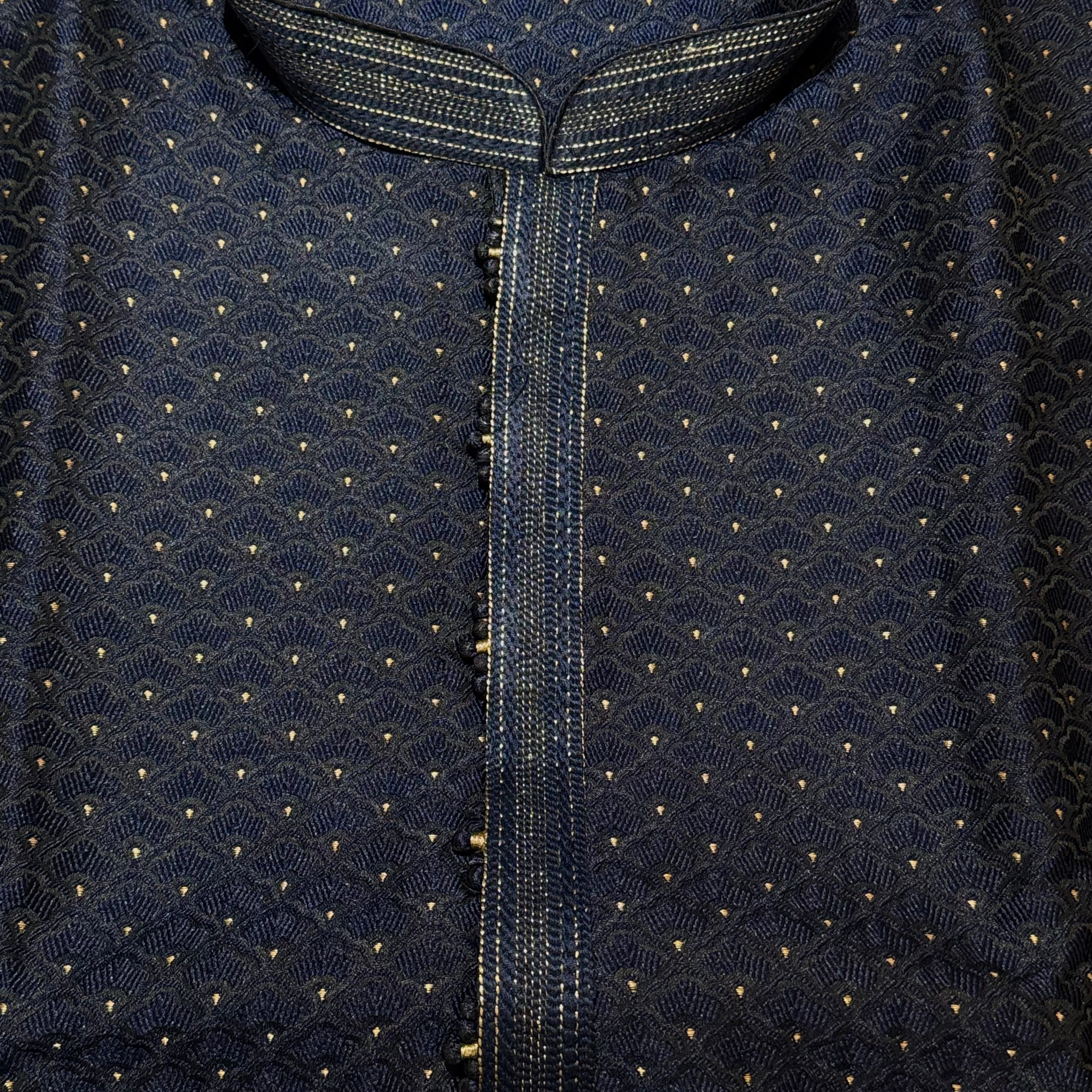 Navy Scallop Jacquard Kurta - Vintage India NYC