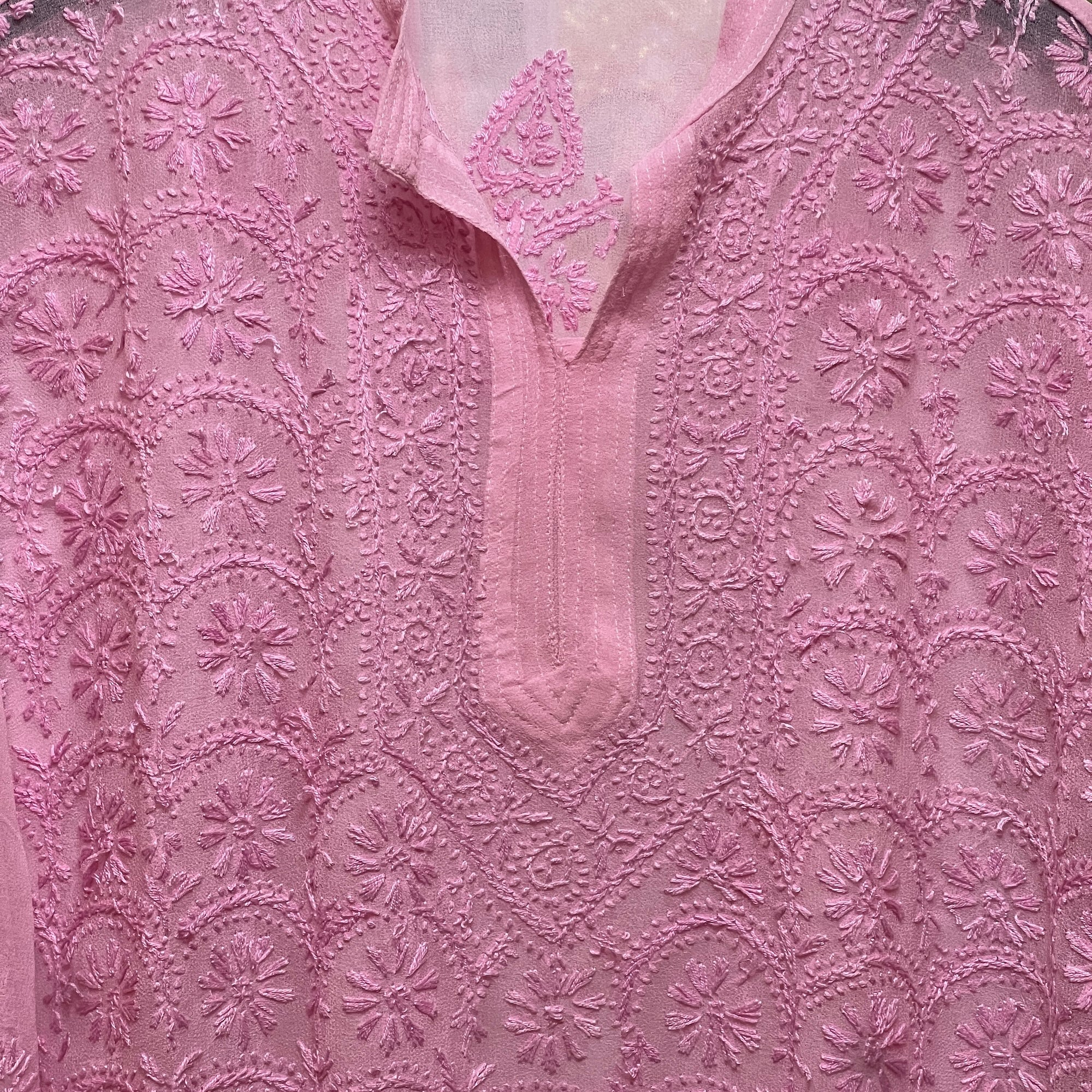 Pink Embroidered Kurta-Size 46 - Vintage India NYC