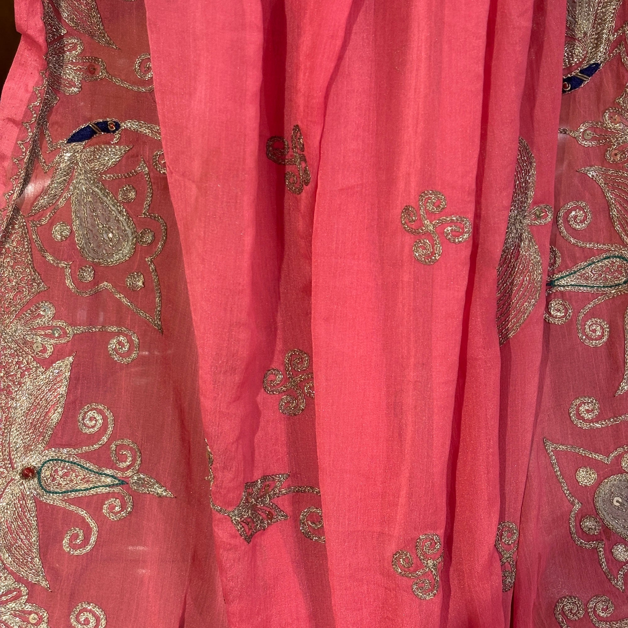 Rose Pink Vintage Silk Embroidered Dupatta