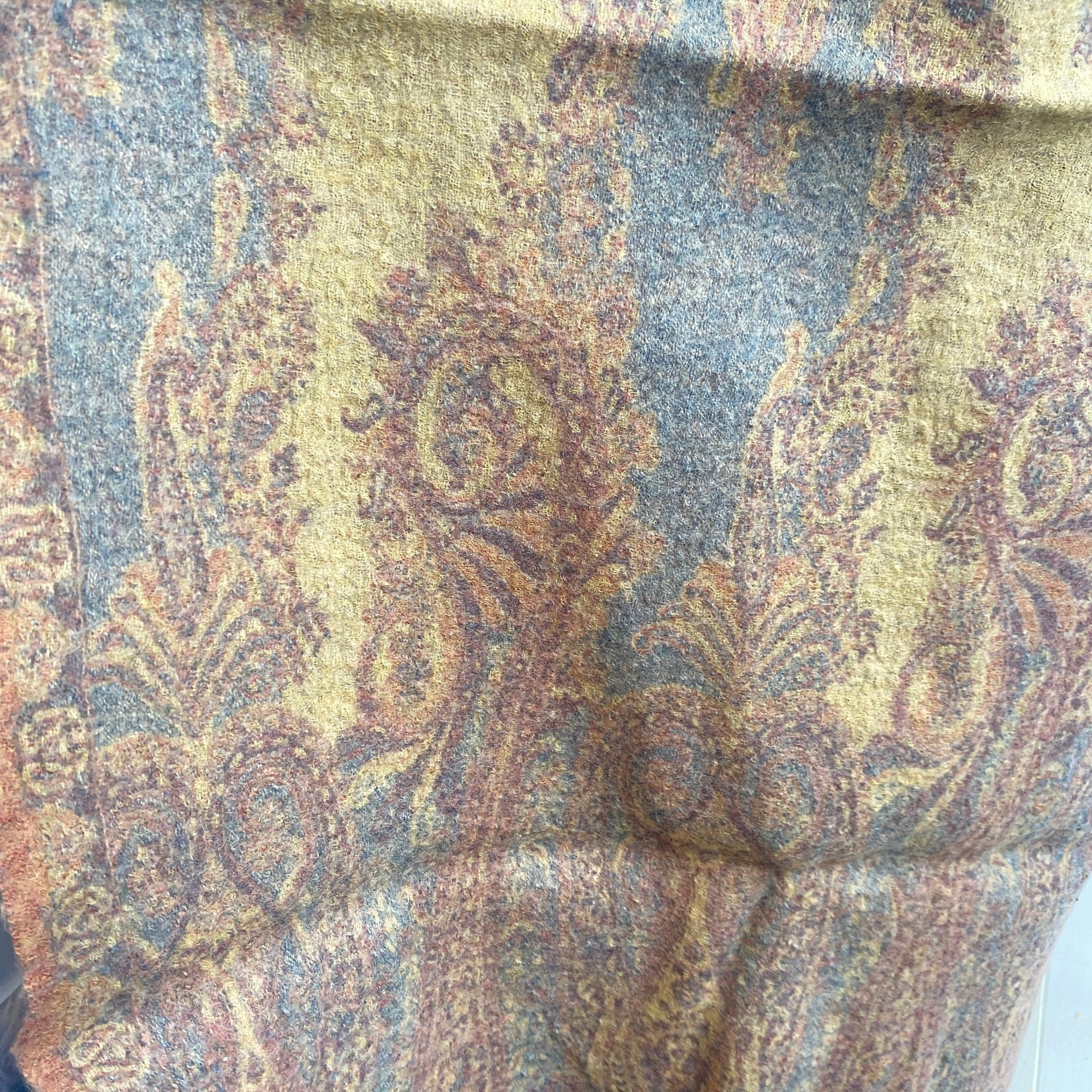 Vintage Wool Shawl-525 - Vintage India NYC