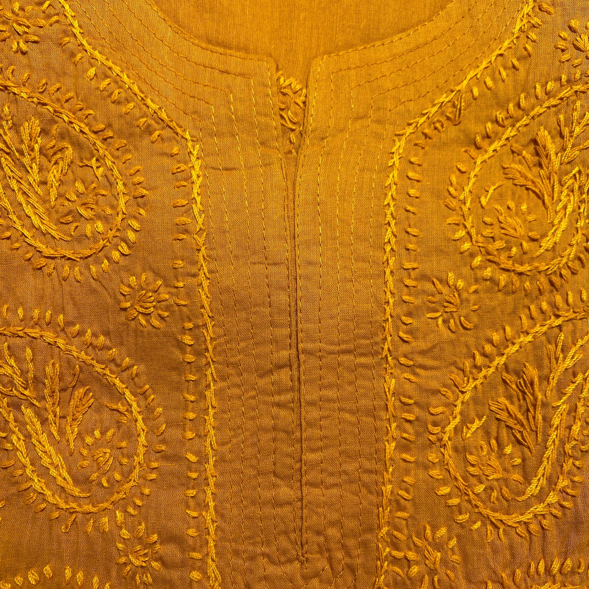 AR Short Embroidered Cotton Tunic Kurti-M - Vintage India NYC