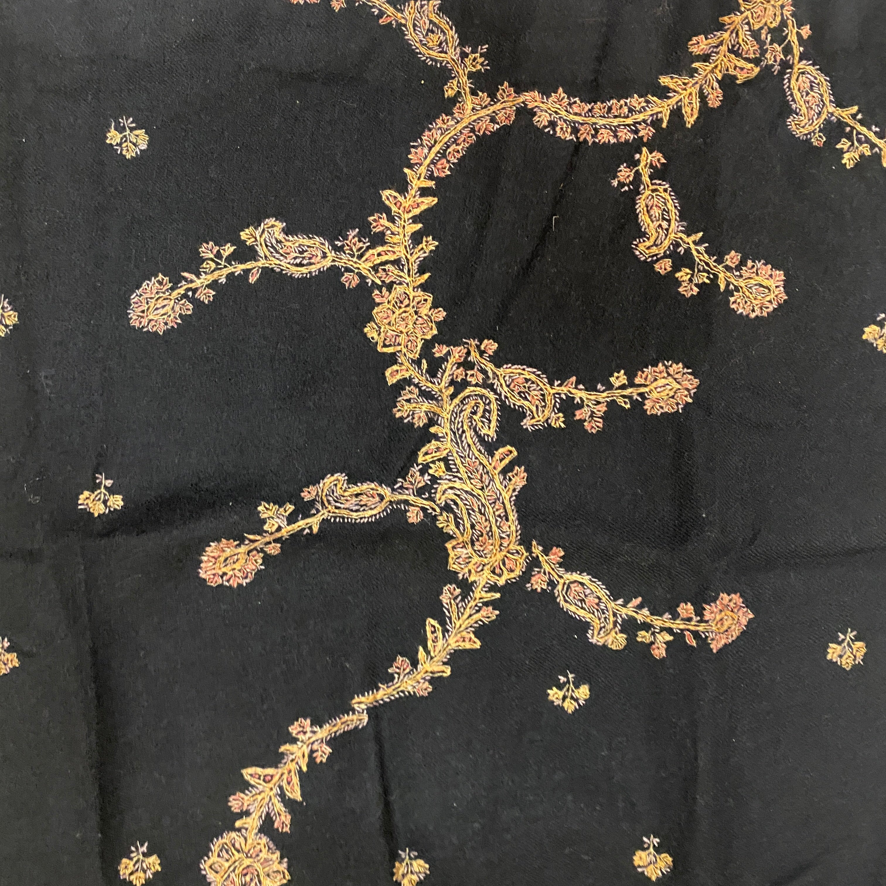 Woolen Black Embroidered  Kurti - Size 32 - Vintage India NYC
