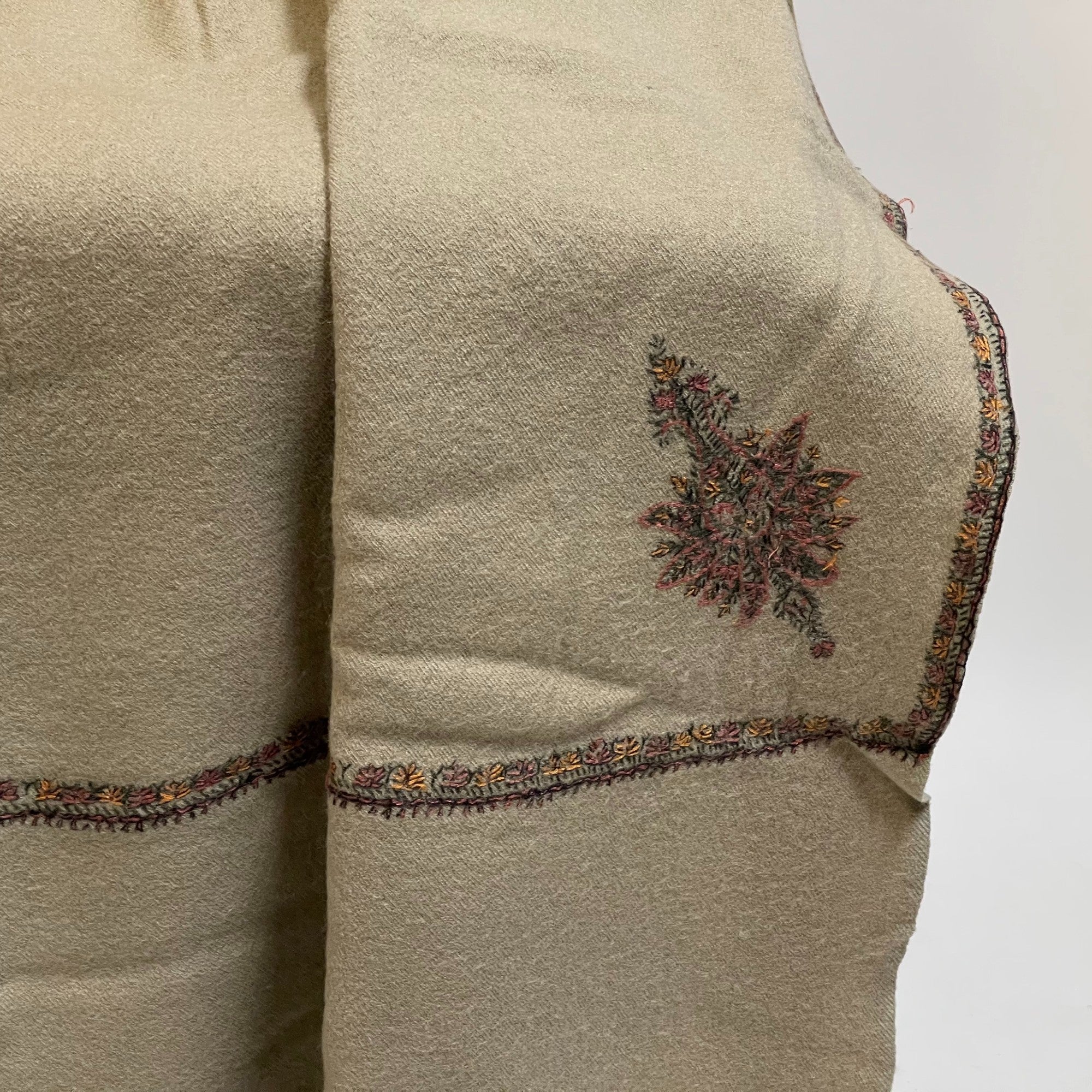 Vintage Grey Embroidered Kashmiri Woolen Shawl - Vintage India NYC