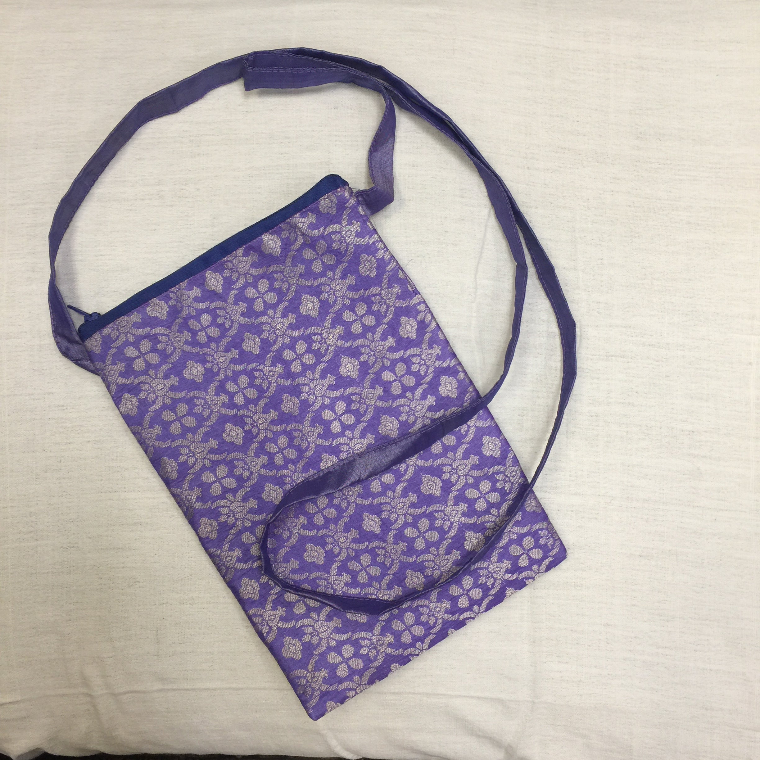 Vintage Saree Shoulder Pouch - Vintage India NYC