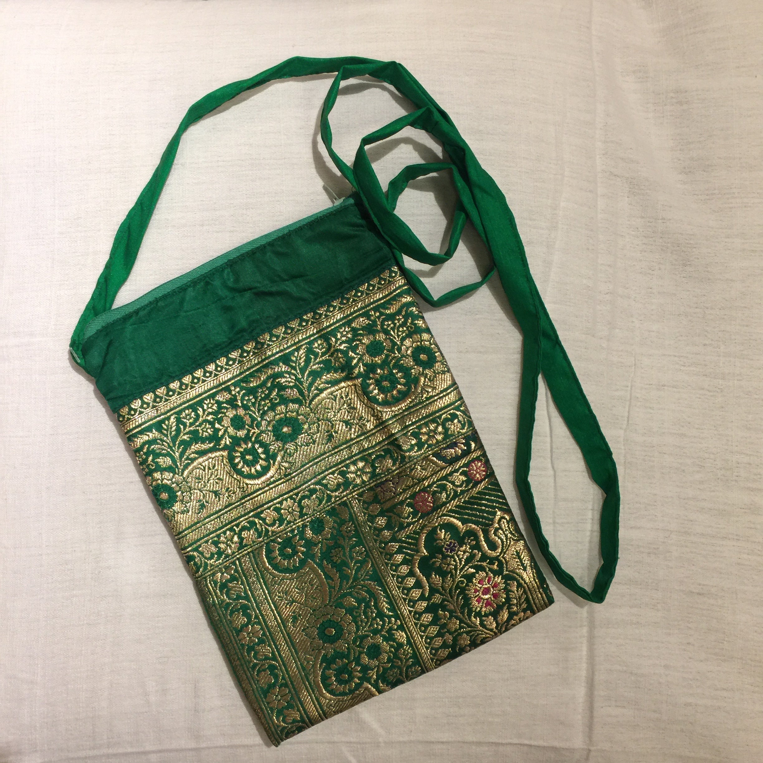 Vintage Saree Shoulder Pouch - Vintage India NYC