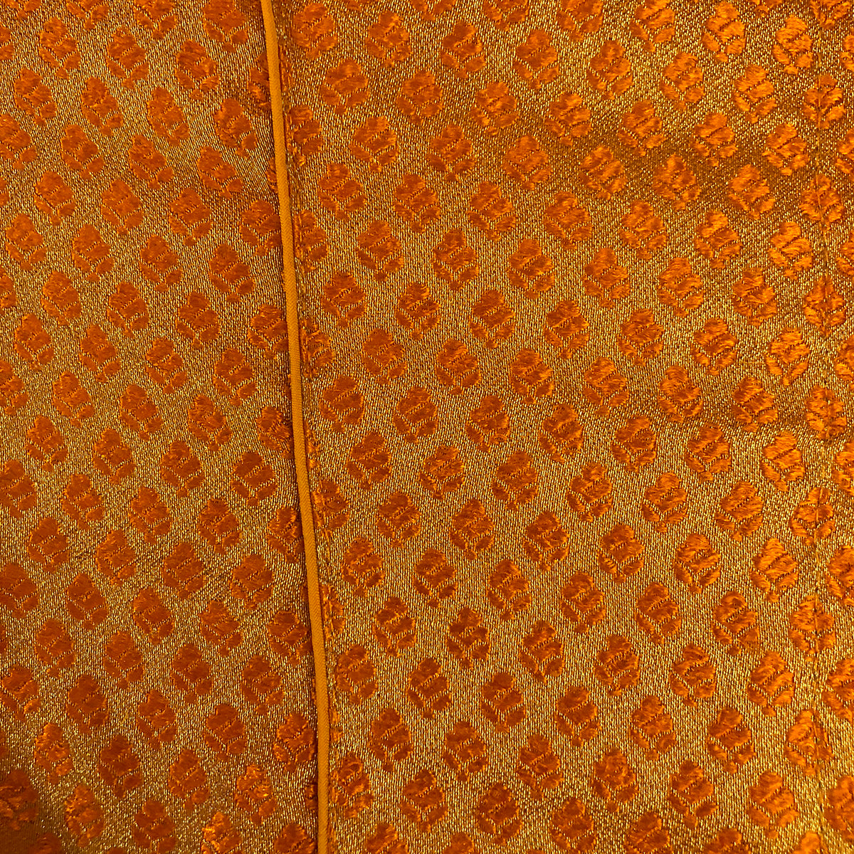 RI Leaf Brocade Plus Size - Vintage India NYC